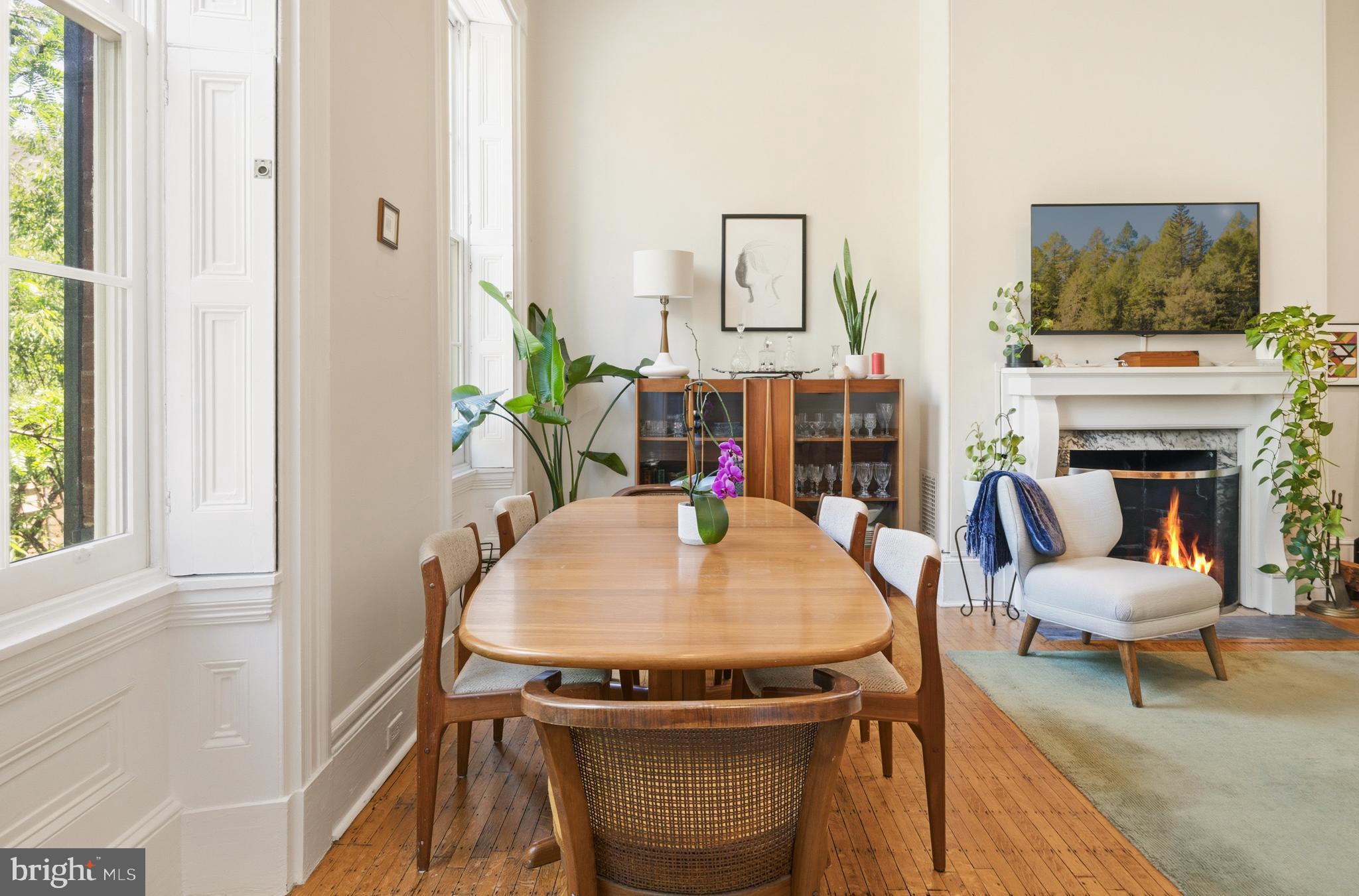 WASHINGTON SQ - Residential