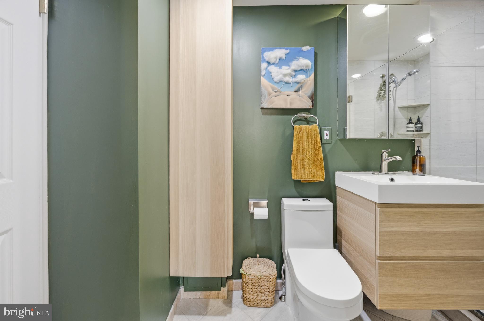 WASHINGTON SQ - Residential