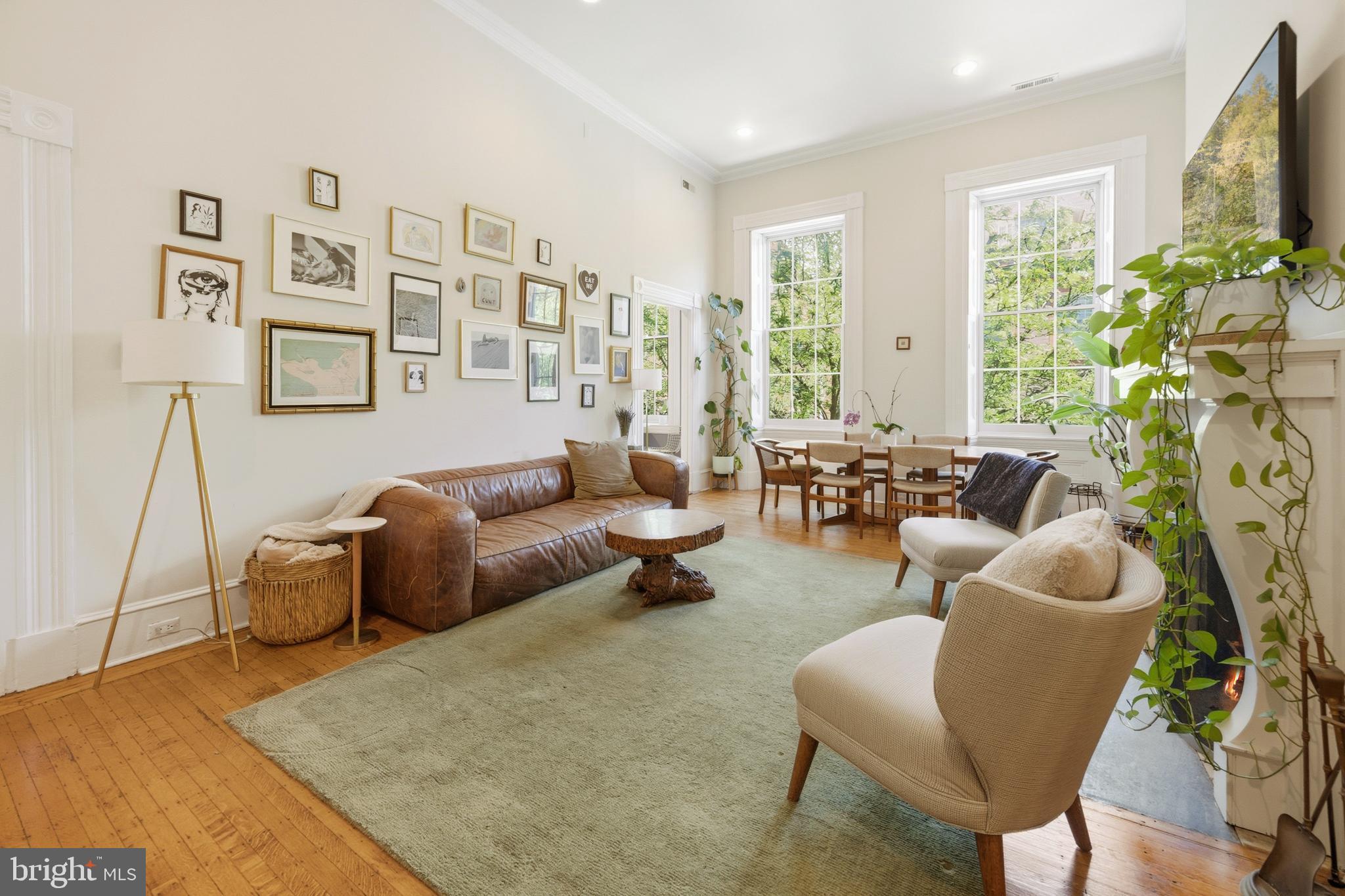 WASHINGTON SQ - Residential
