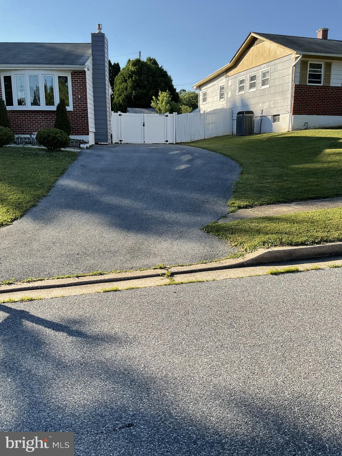 SUBURBIA - Residential