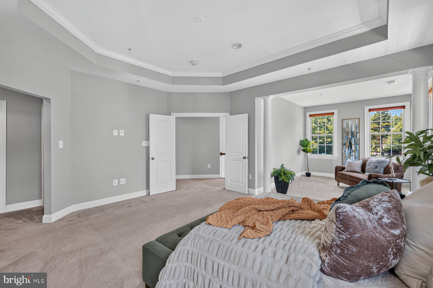 KENSINGTON HEIGHTS - Residential