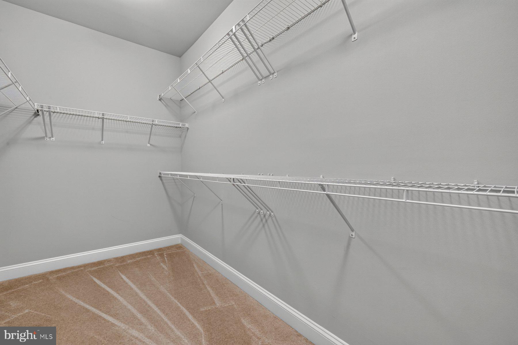 KENSINGTON HEIGHTS - Residential