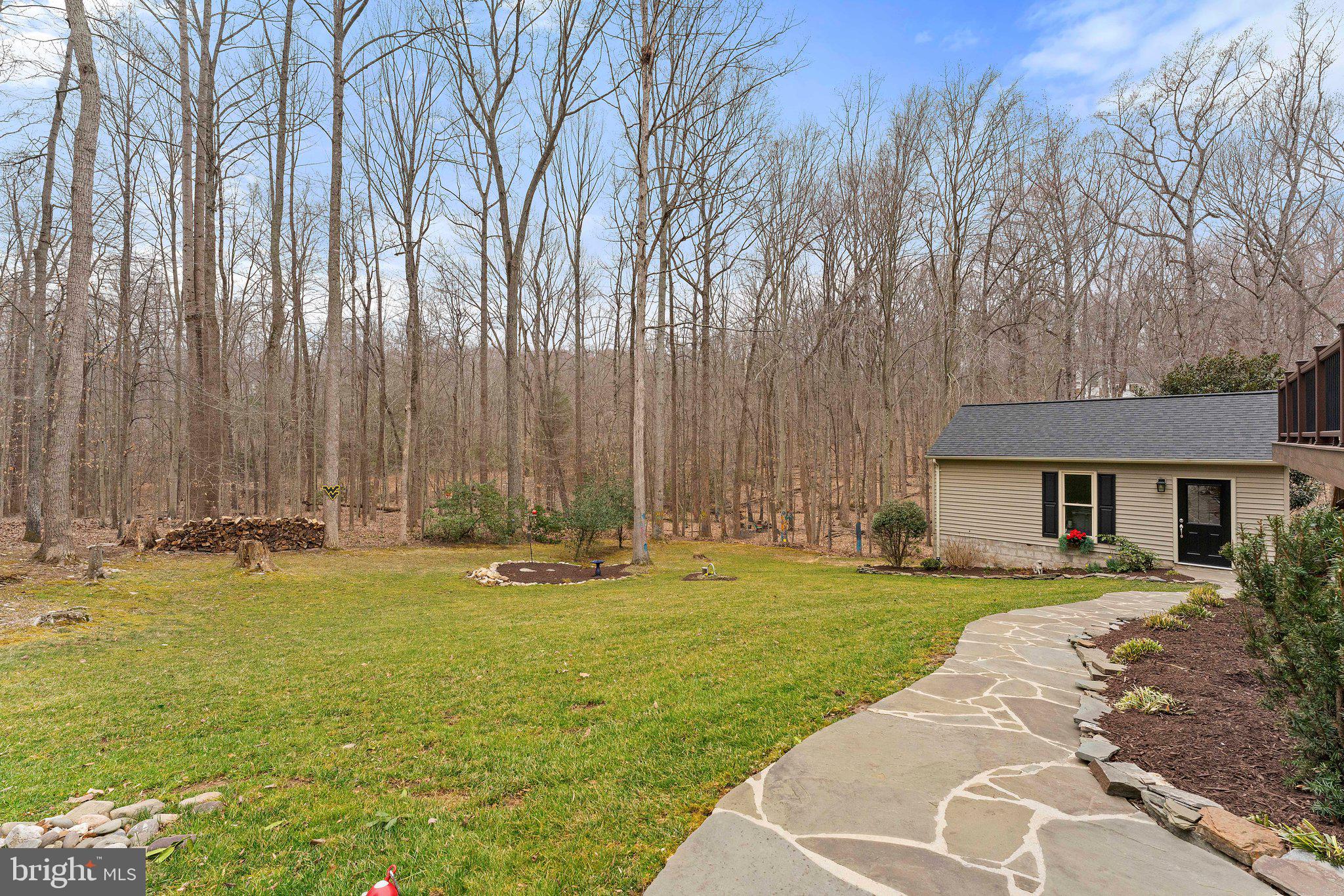 CANNON BLUFF - Residential