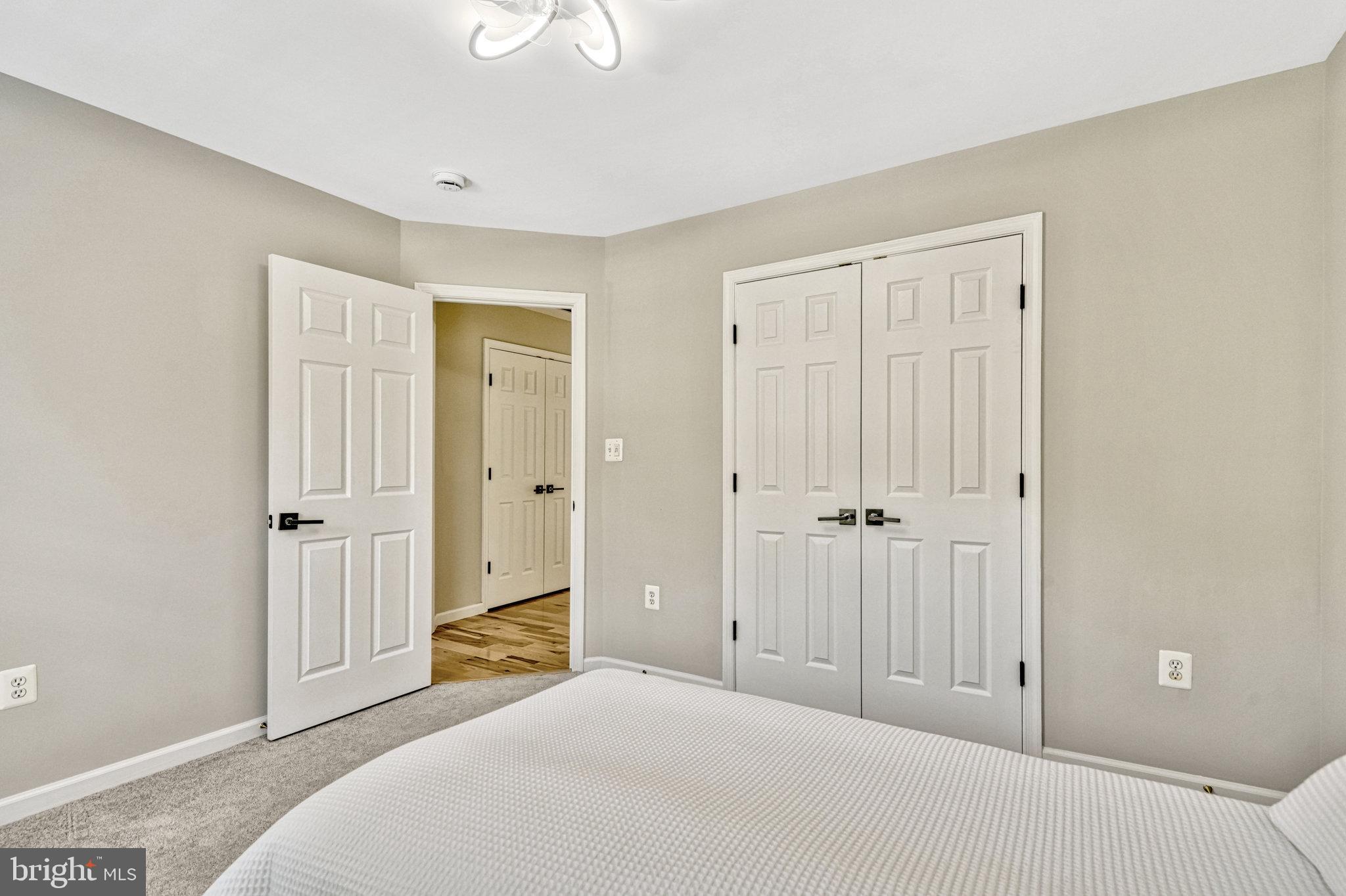 SOUTH RIDING - Residential