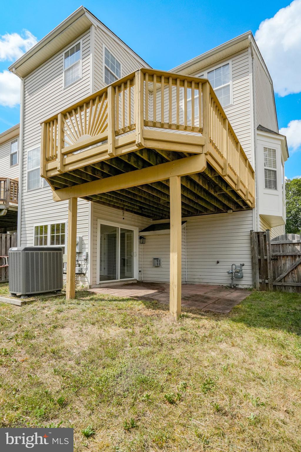 SOUTH RIDING - Residential