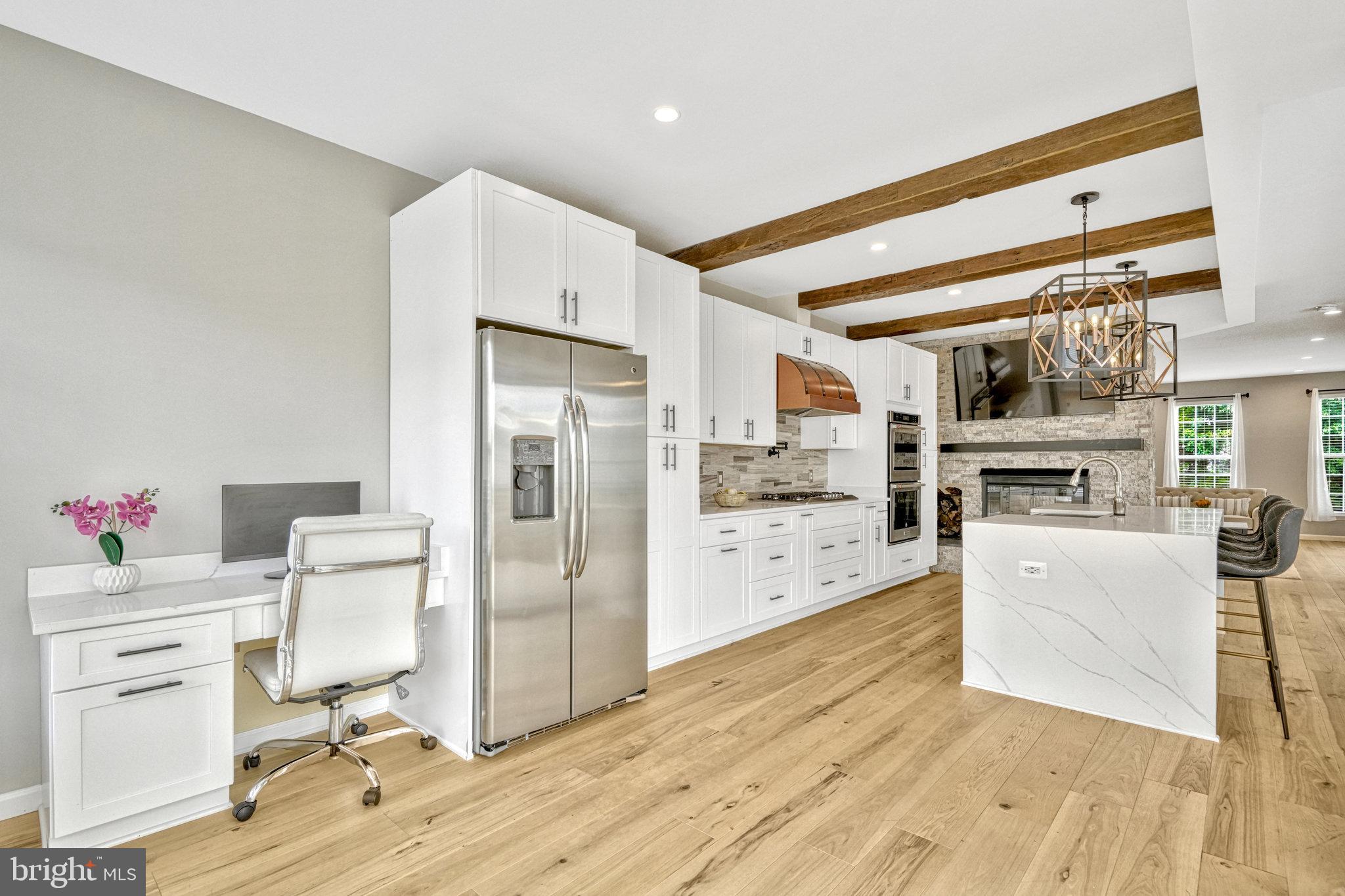 SOUTH RIDING - Residential