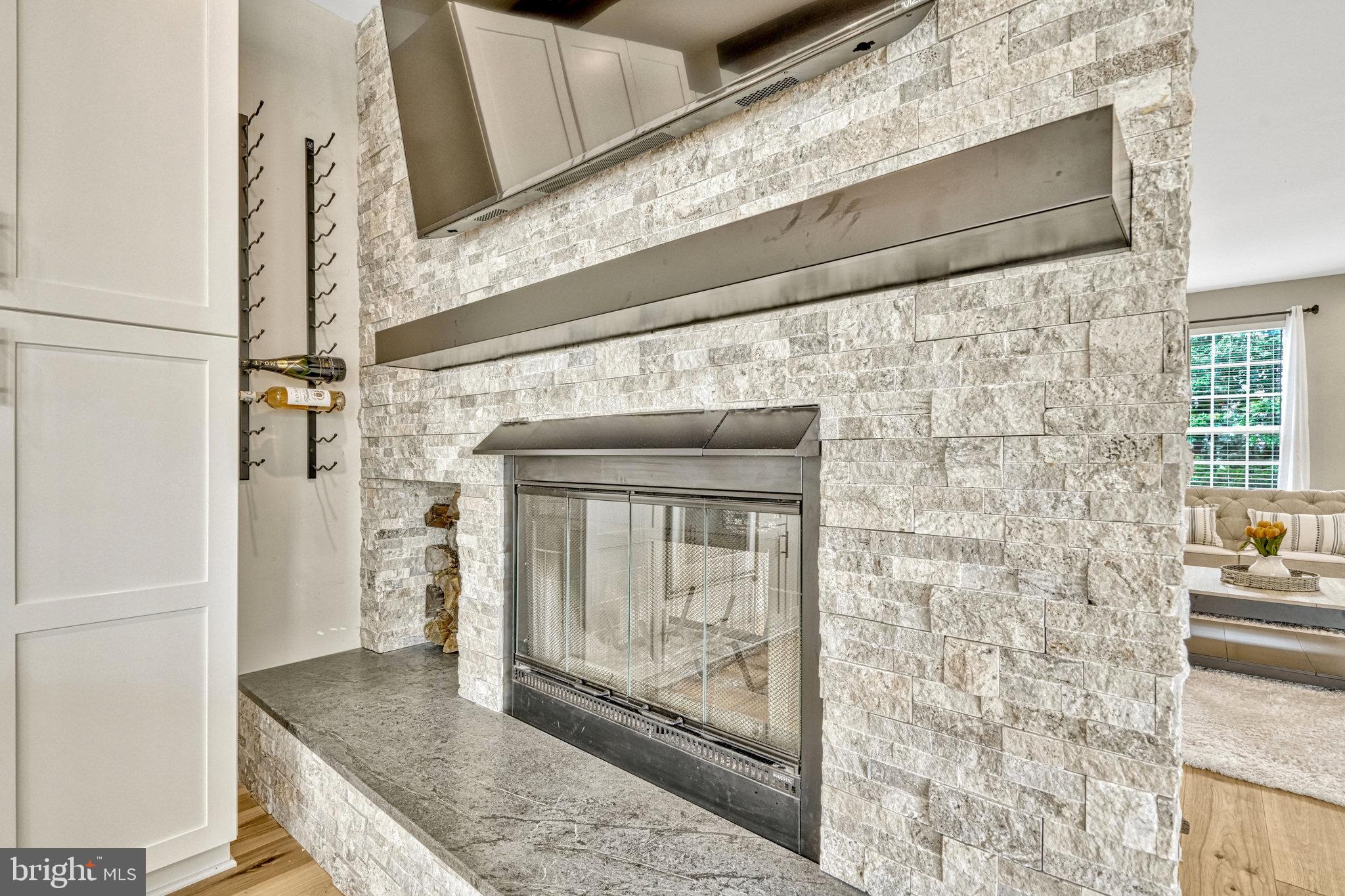 SOUTH RIDING - Residential