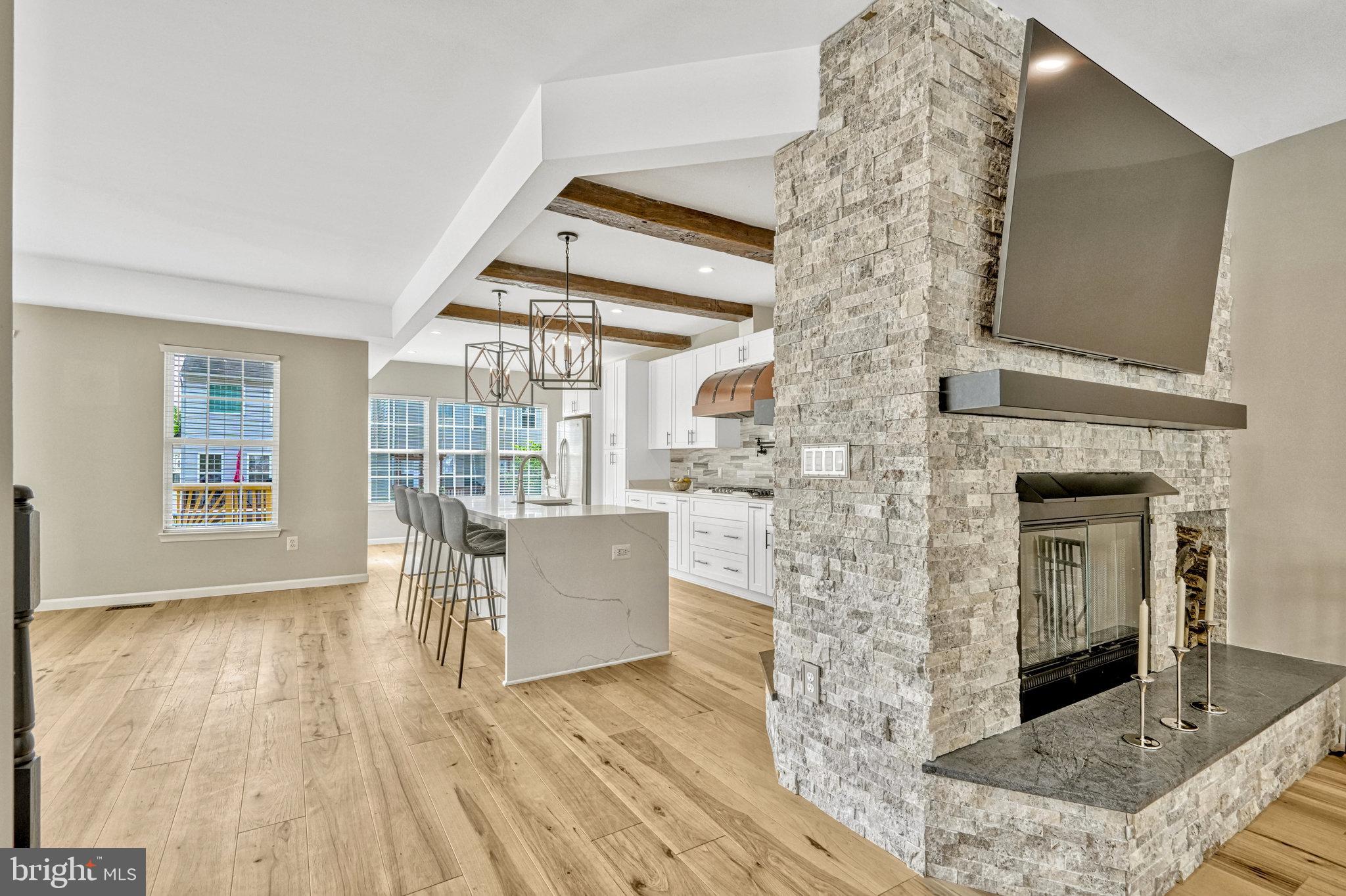 SOUTH RIDING - Residential