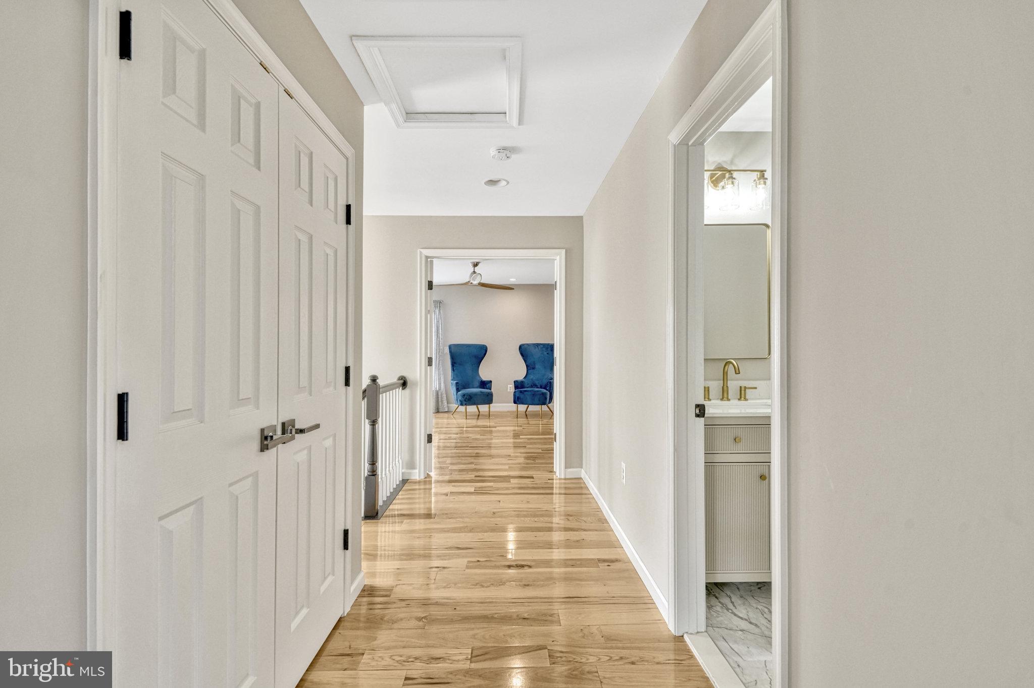 SOUTH RIDING - Residential