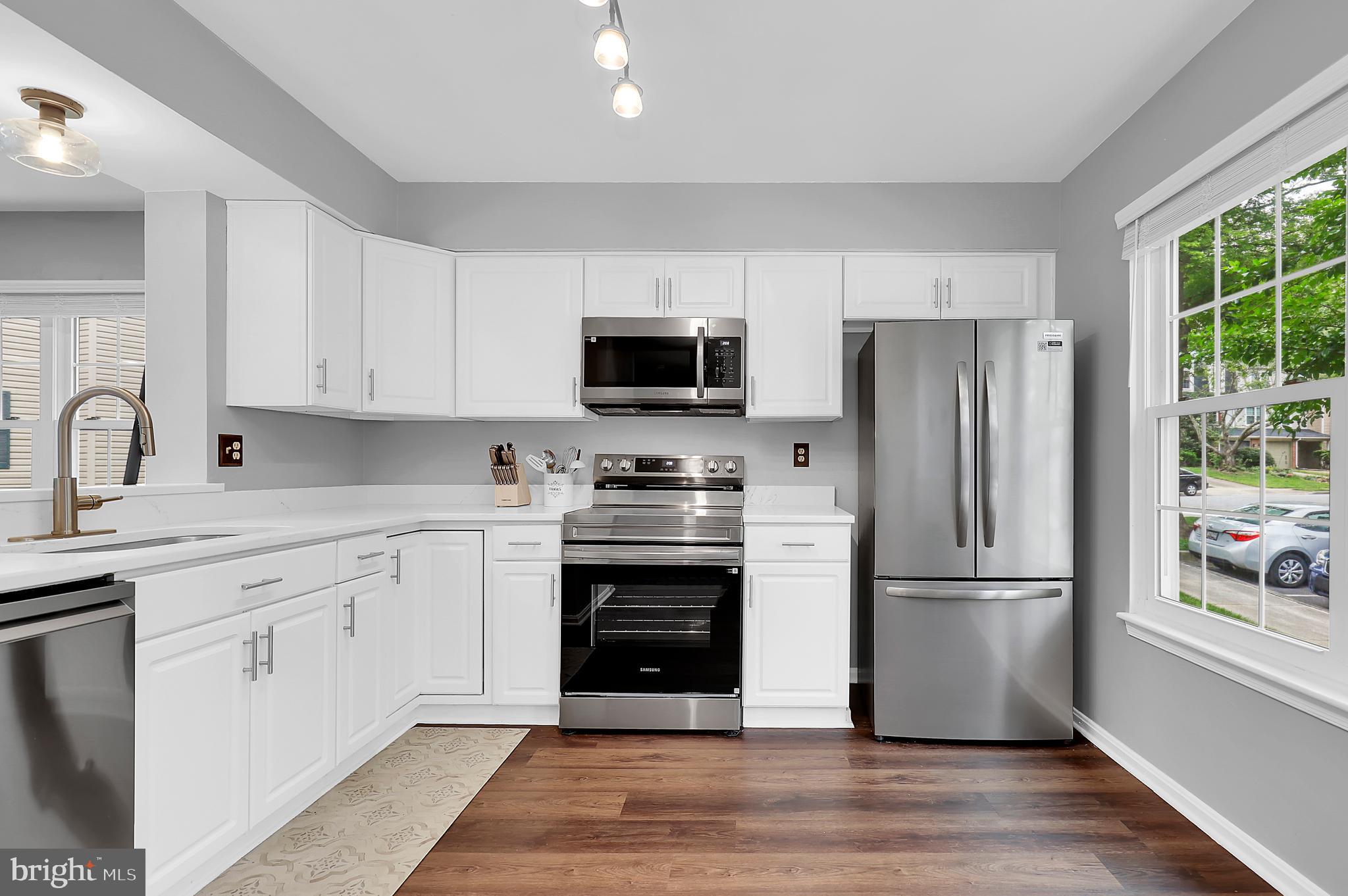 HICKORY RIDGE - Residential