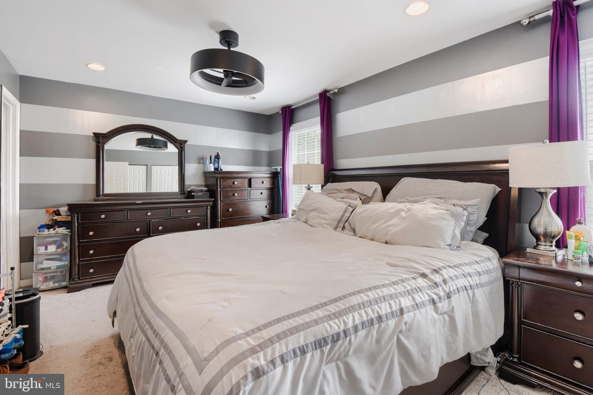 FOX RIDGE - Residential