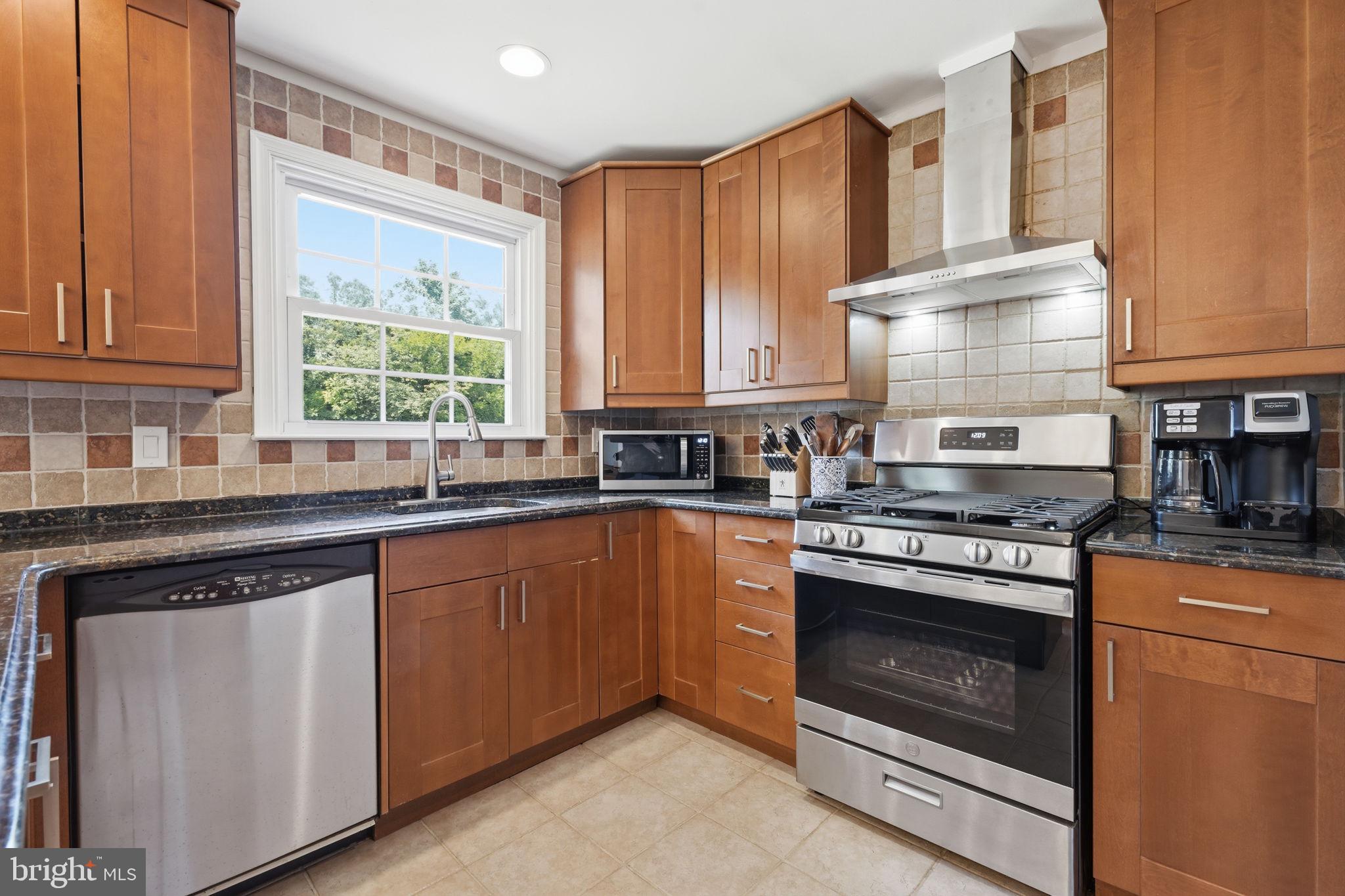 GLEN VIEW PARK - Residential