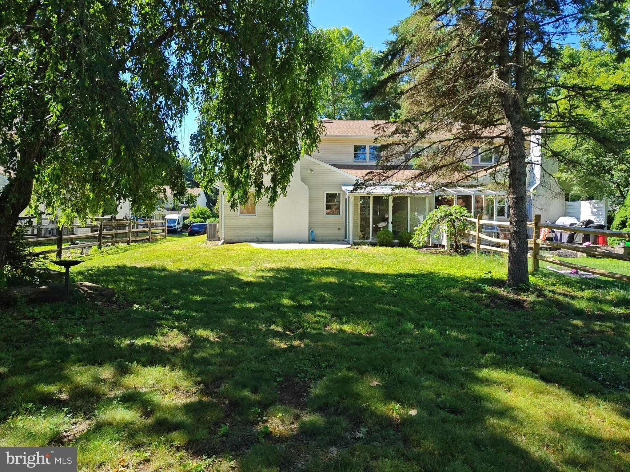 FIELDSTONE PLACE - Residential
