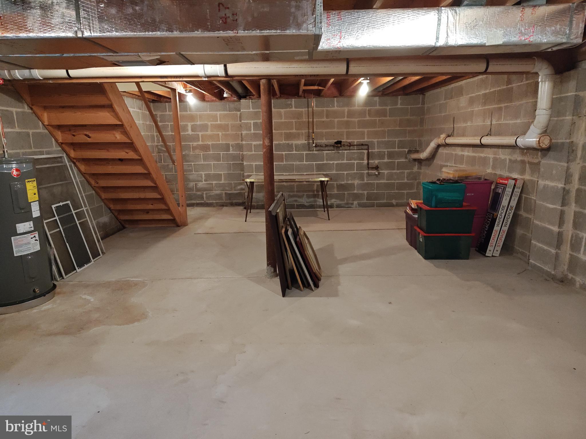 FIELDSTONE PLACE - Residential
