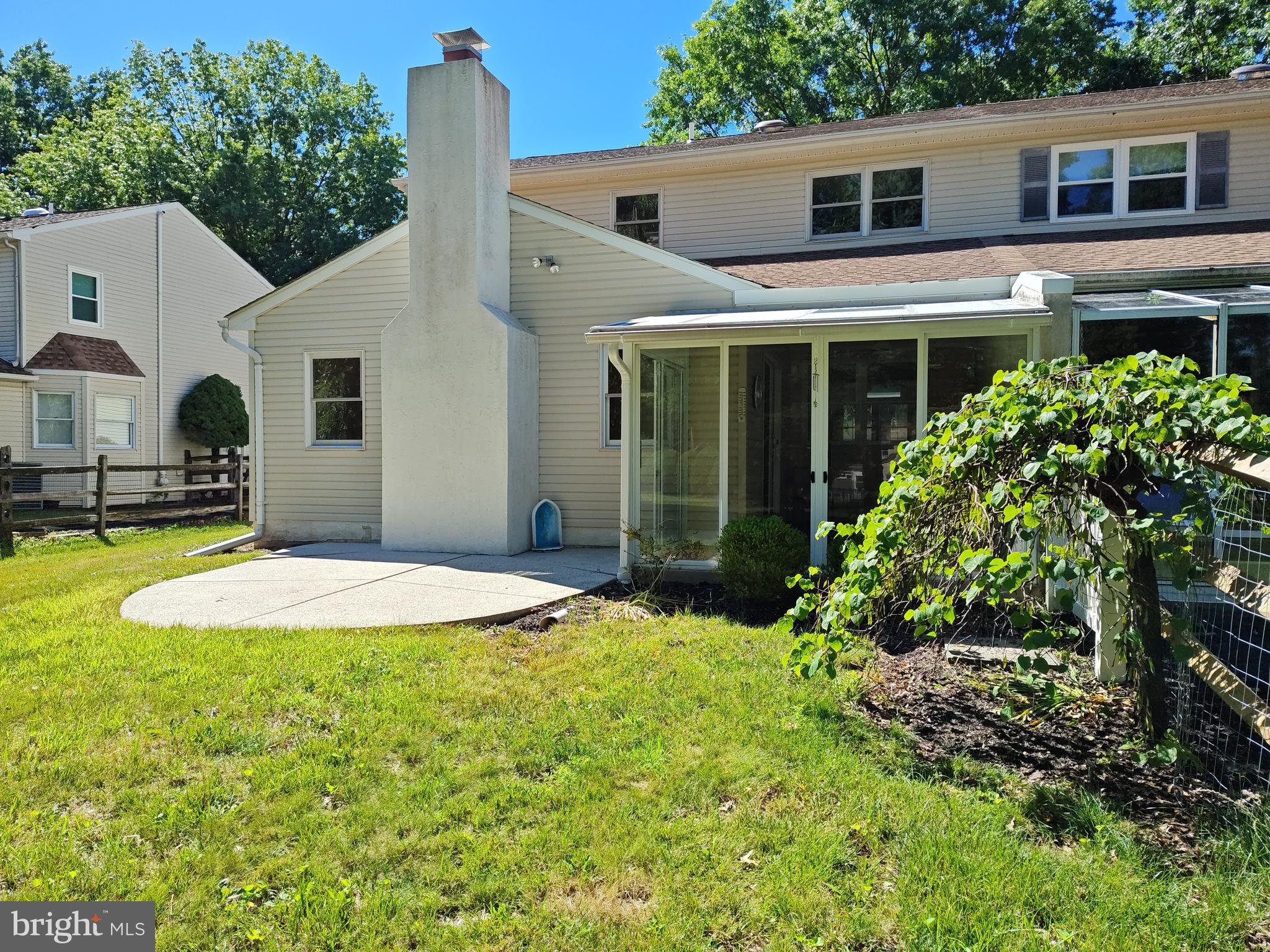 FIELDSTONE PLACE - Residential
