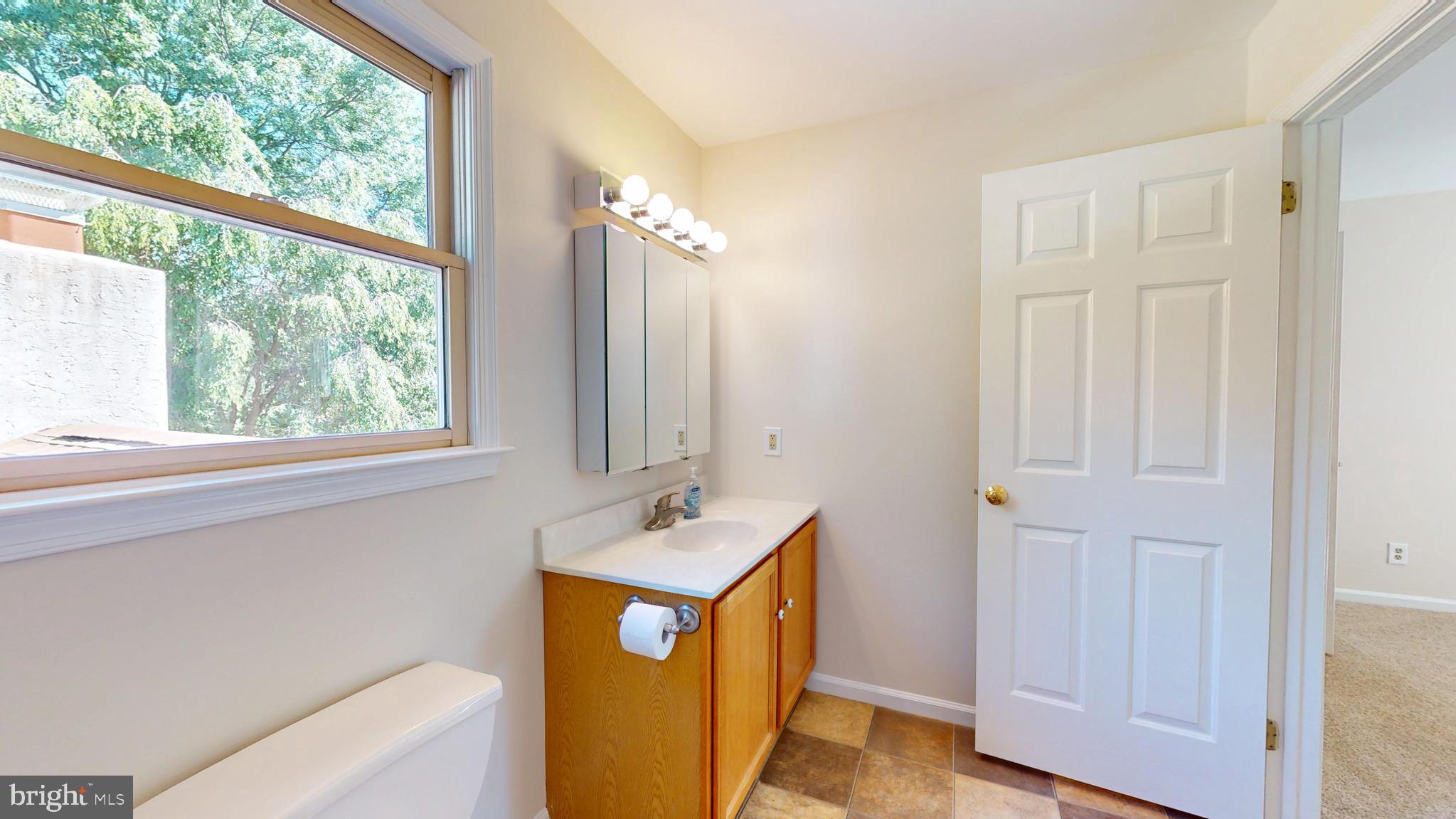 FIELDSTONE PLACE - Residential