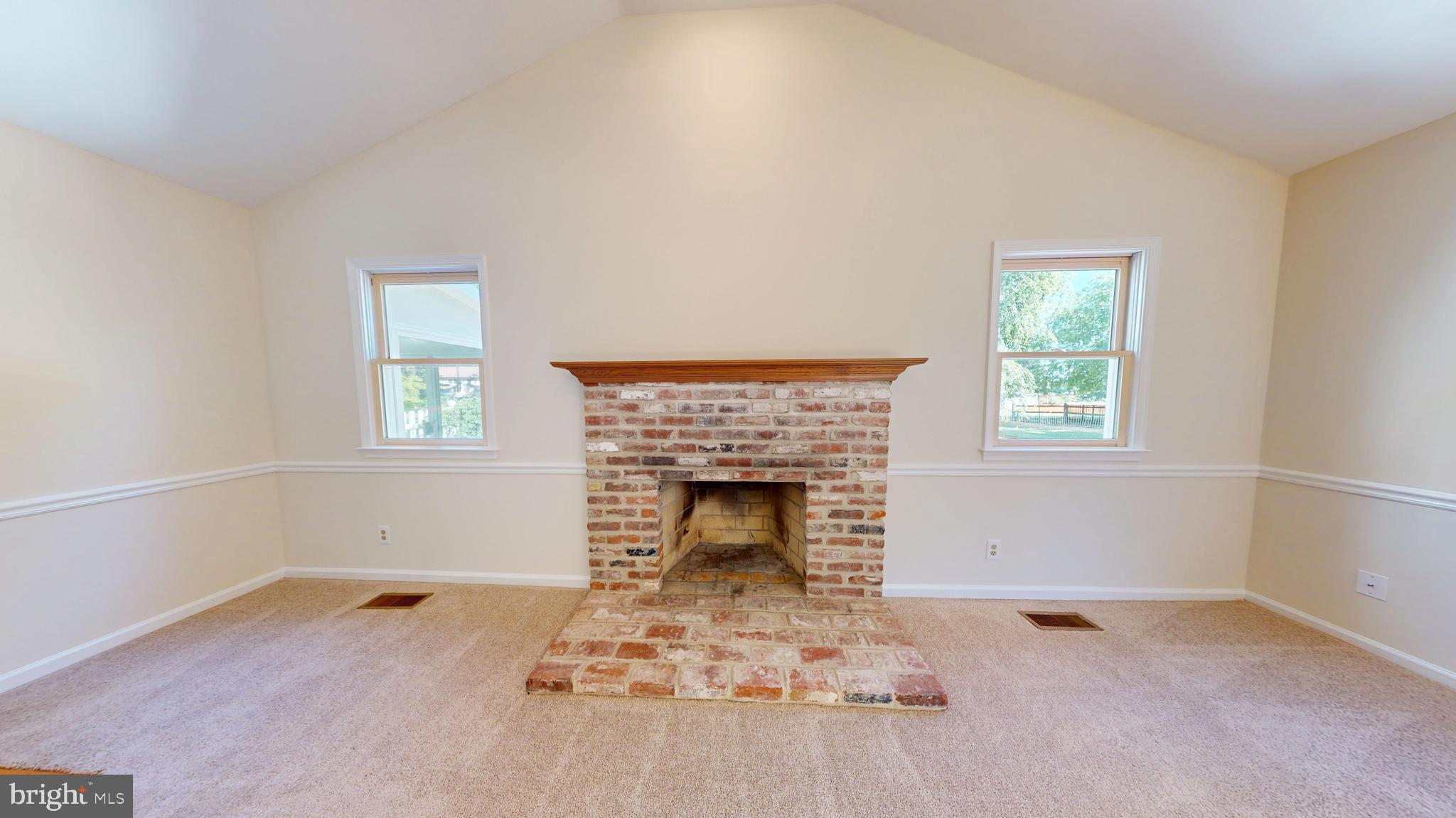 FIELDSTONE PLACE - Residential