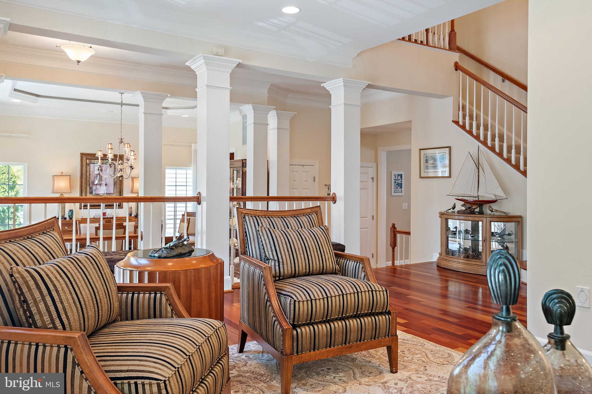 BOWEN MANOR - Residential