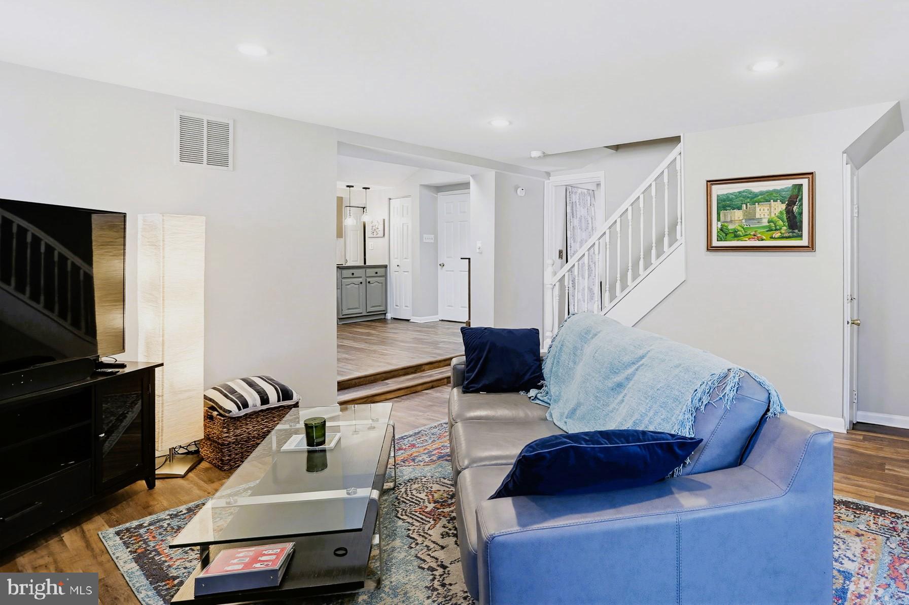 CHELSEA BEACH - Residential