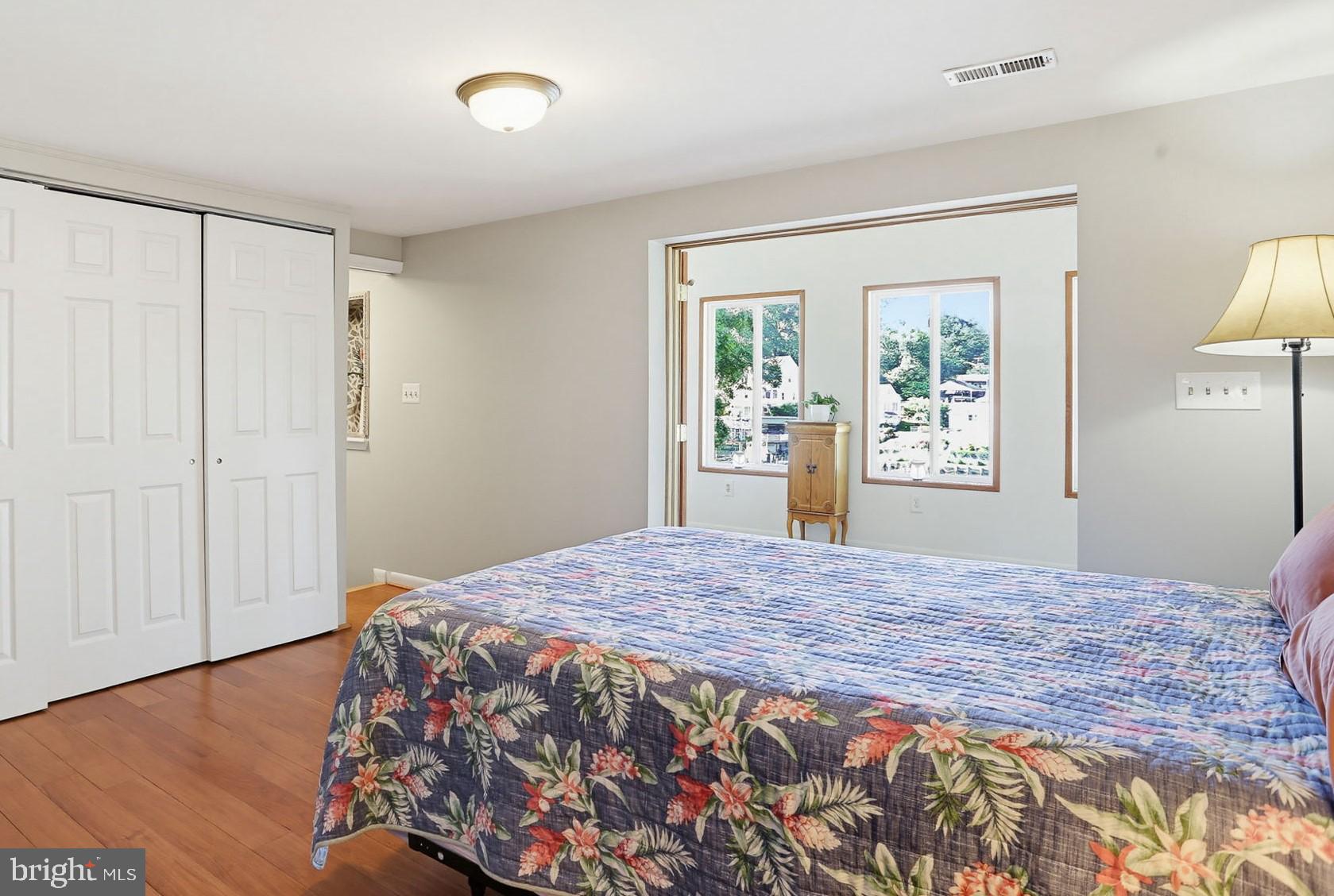 CHELSEA BEACH - Residential