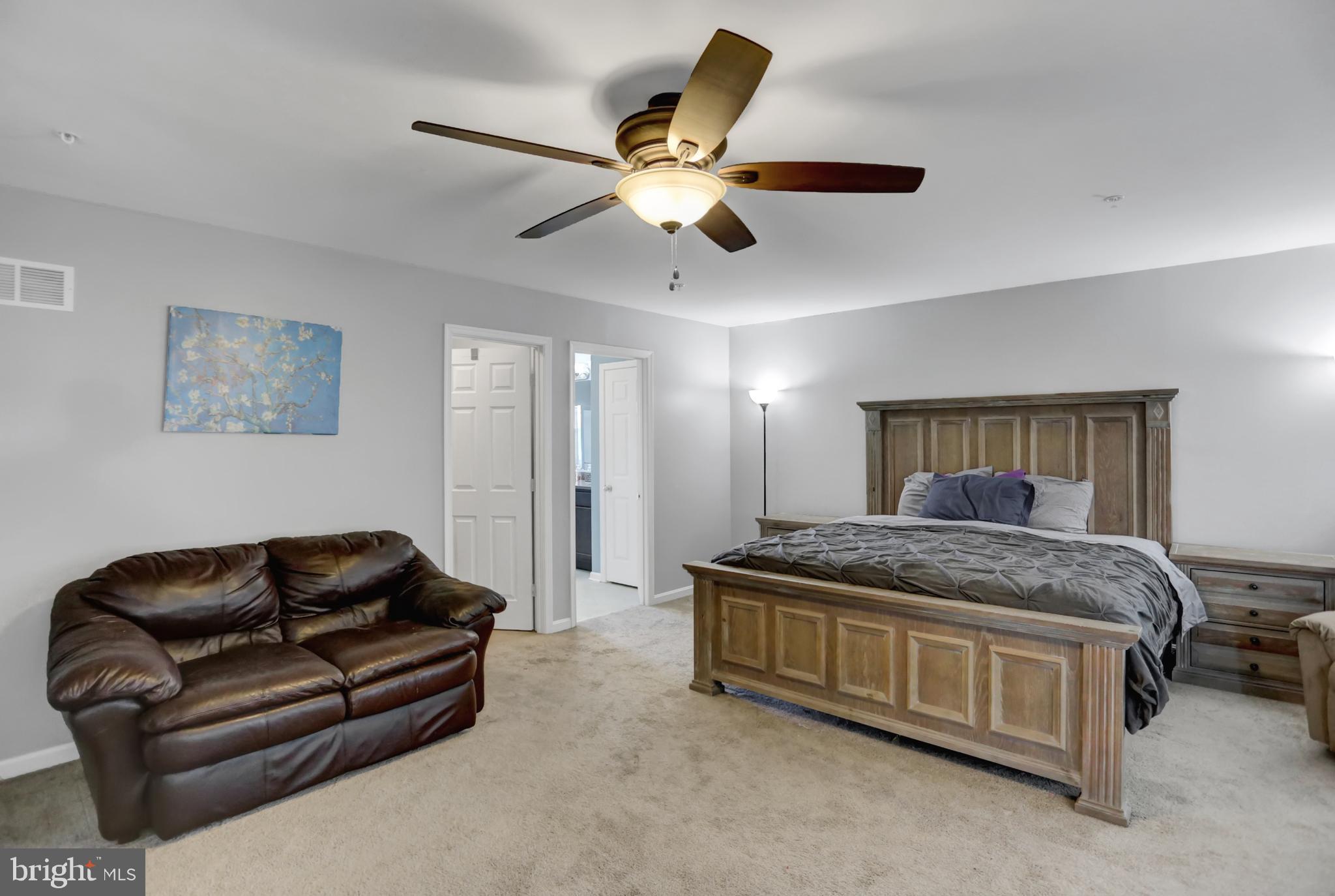 CREEKSIDE - Residential