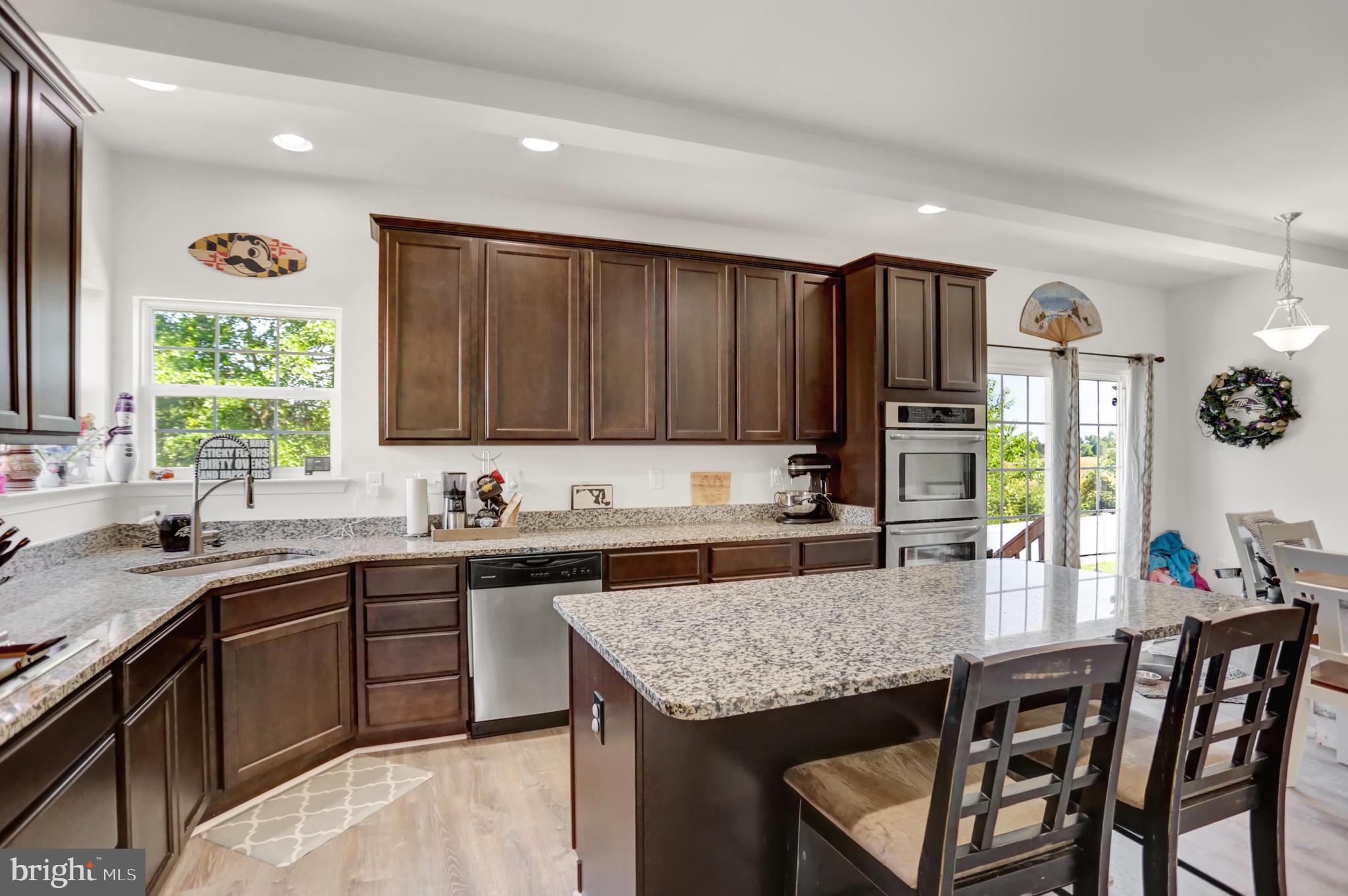 CREEKSIDE - Residential