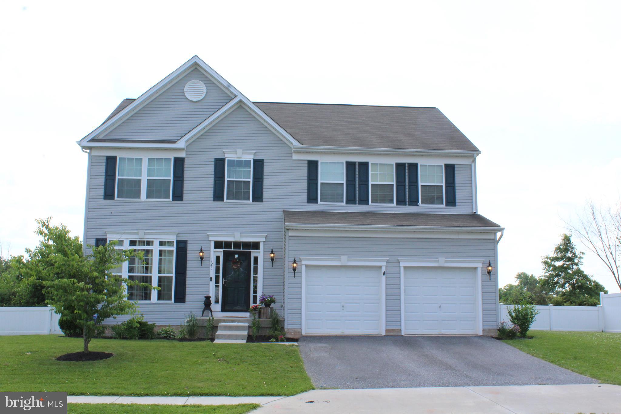 CREEKSIDE - Residential