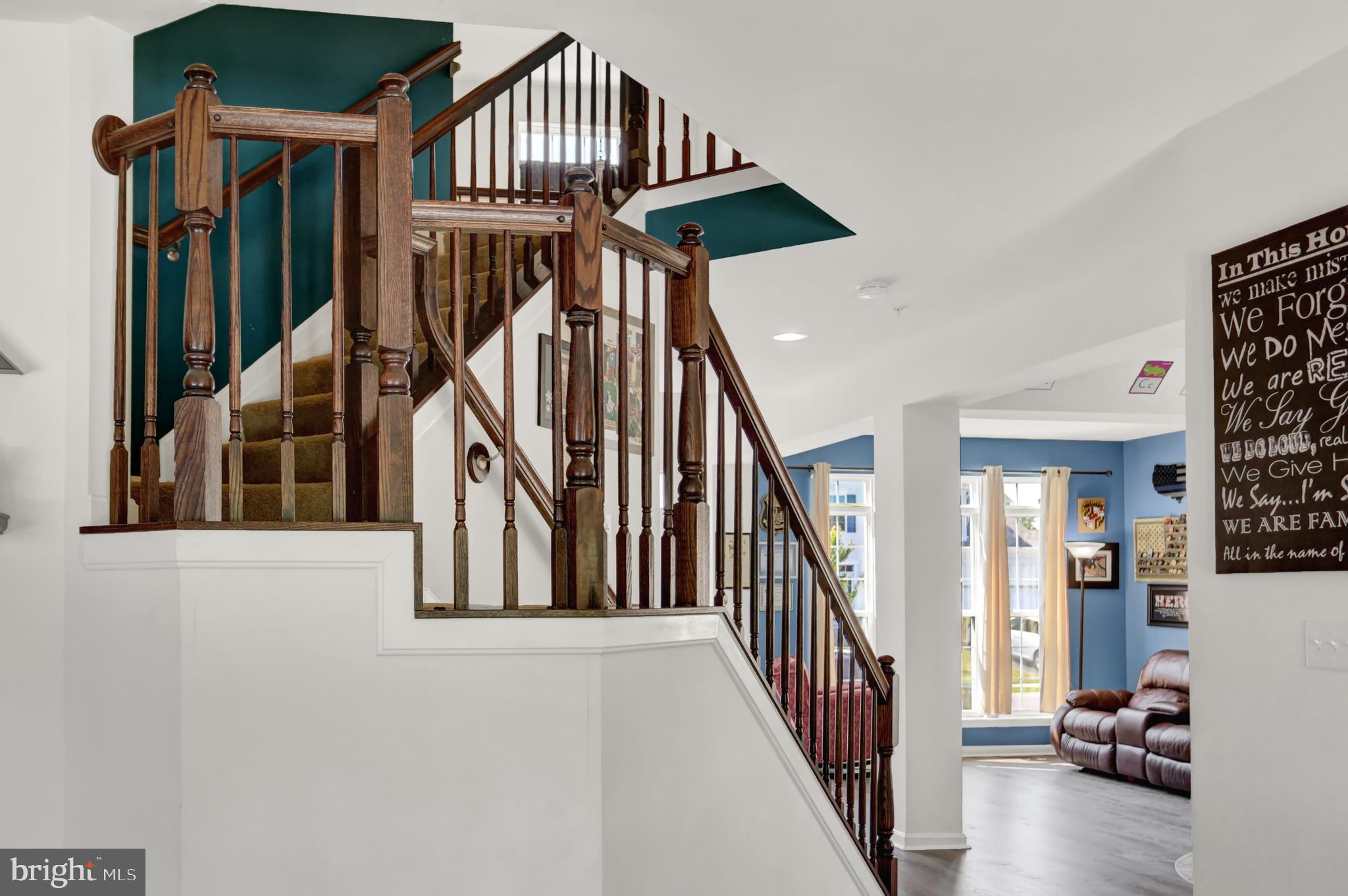 CREEKSIDE - Residential