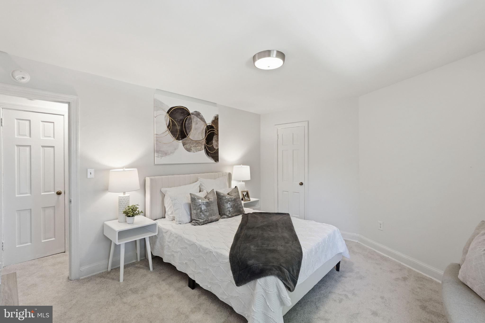 POTOWMACK CROSSING - Residential