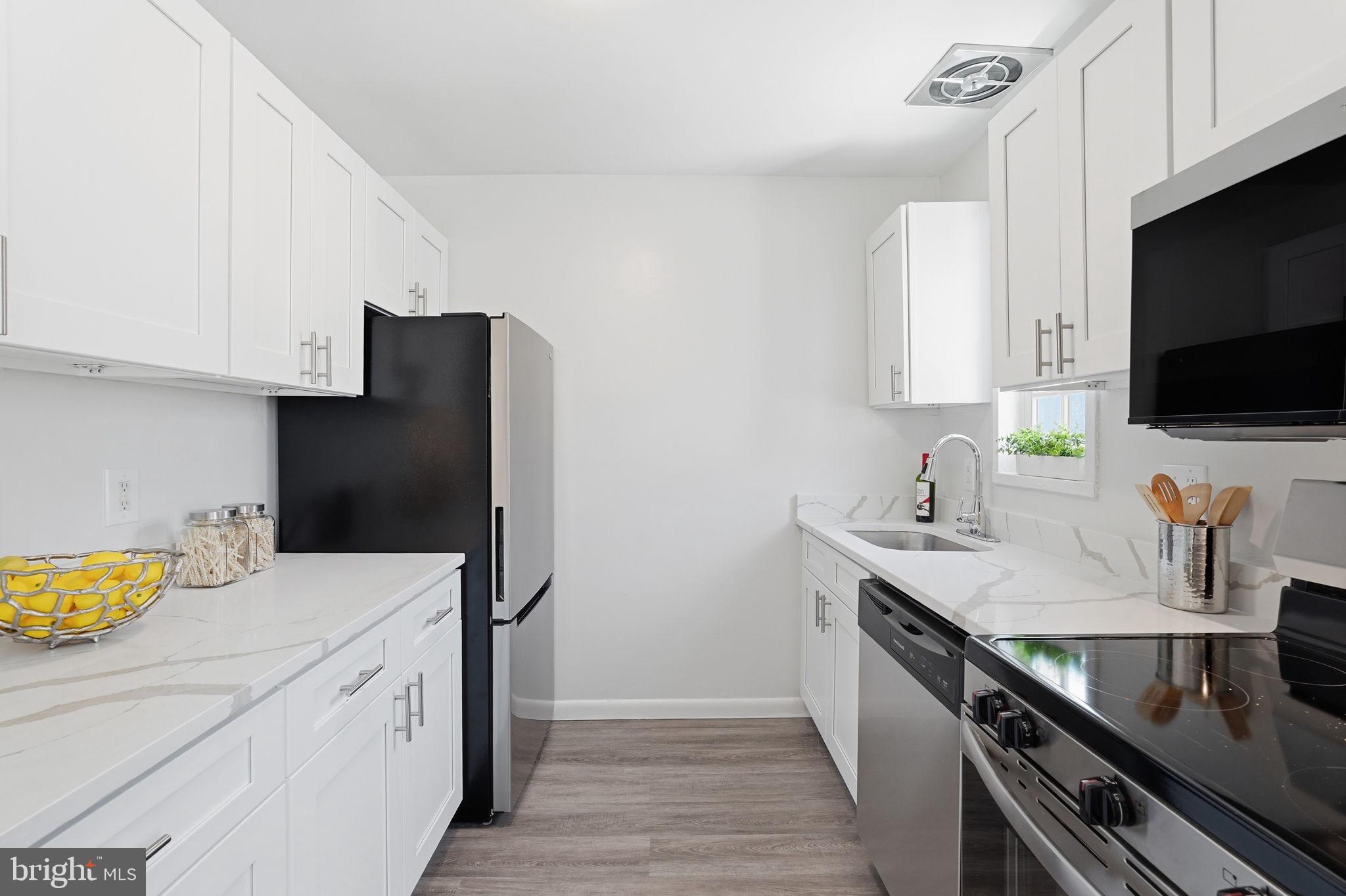 POTOWMACK CROSSING - Residential