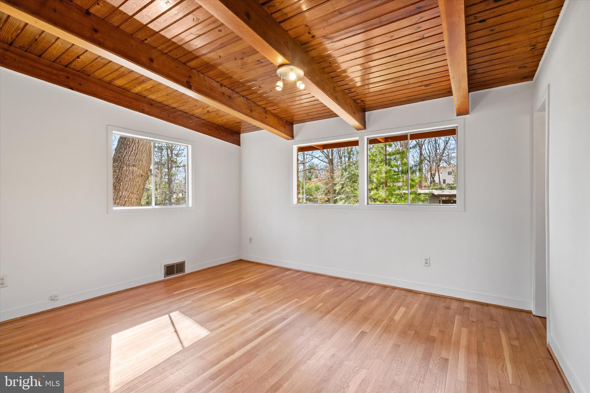 HOLMES RUN ACRES - Residential