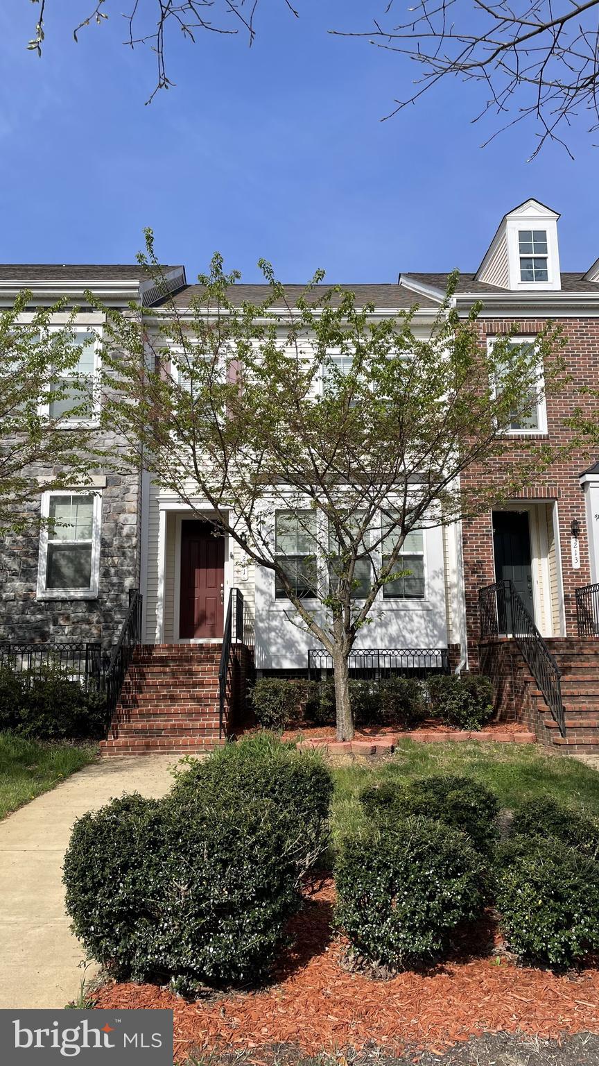 EMBREY MILL - Residential Lease