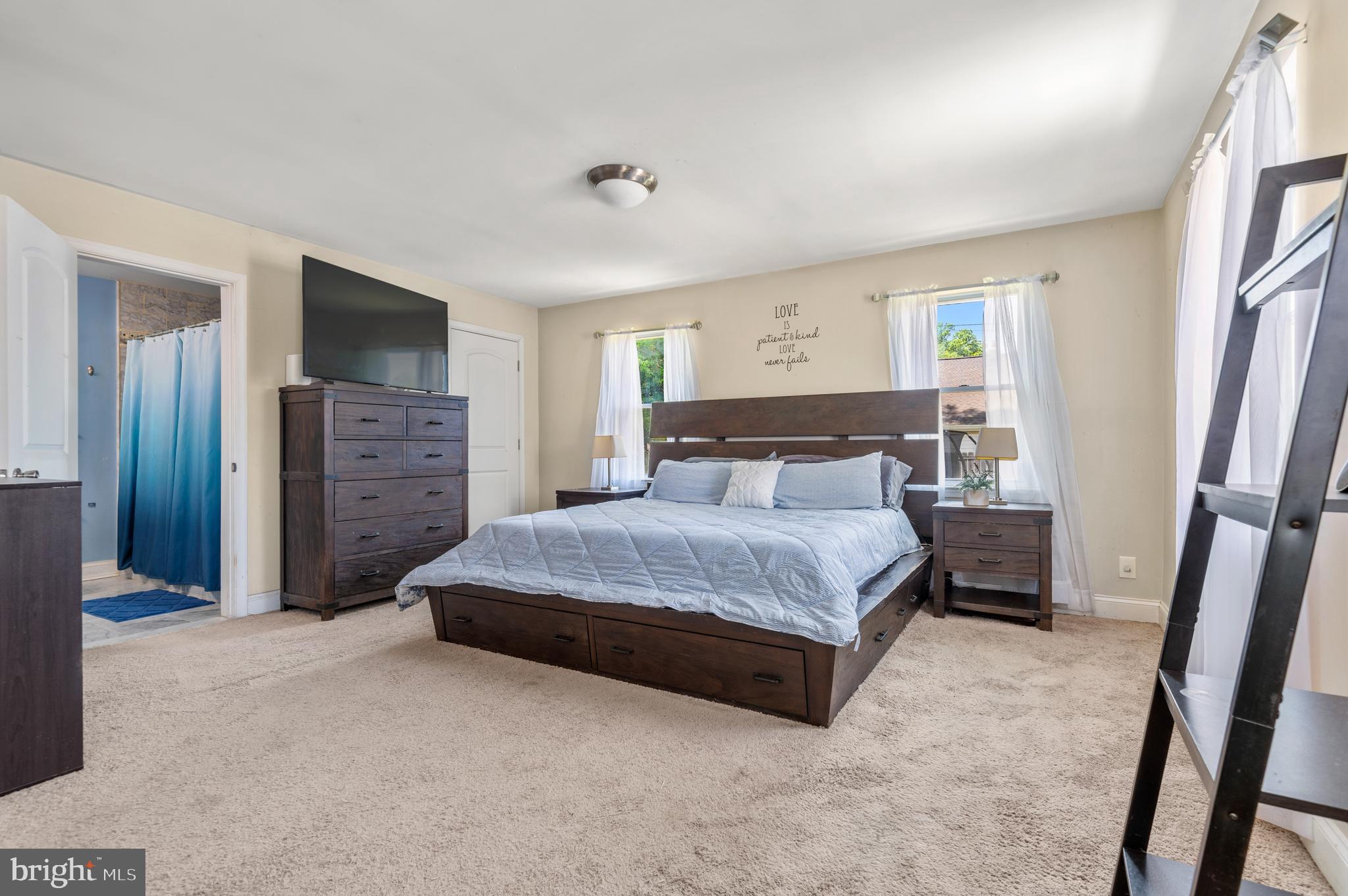 HOWARD PARK - Residential