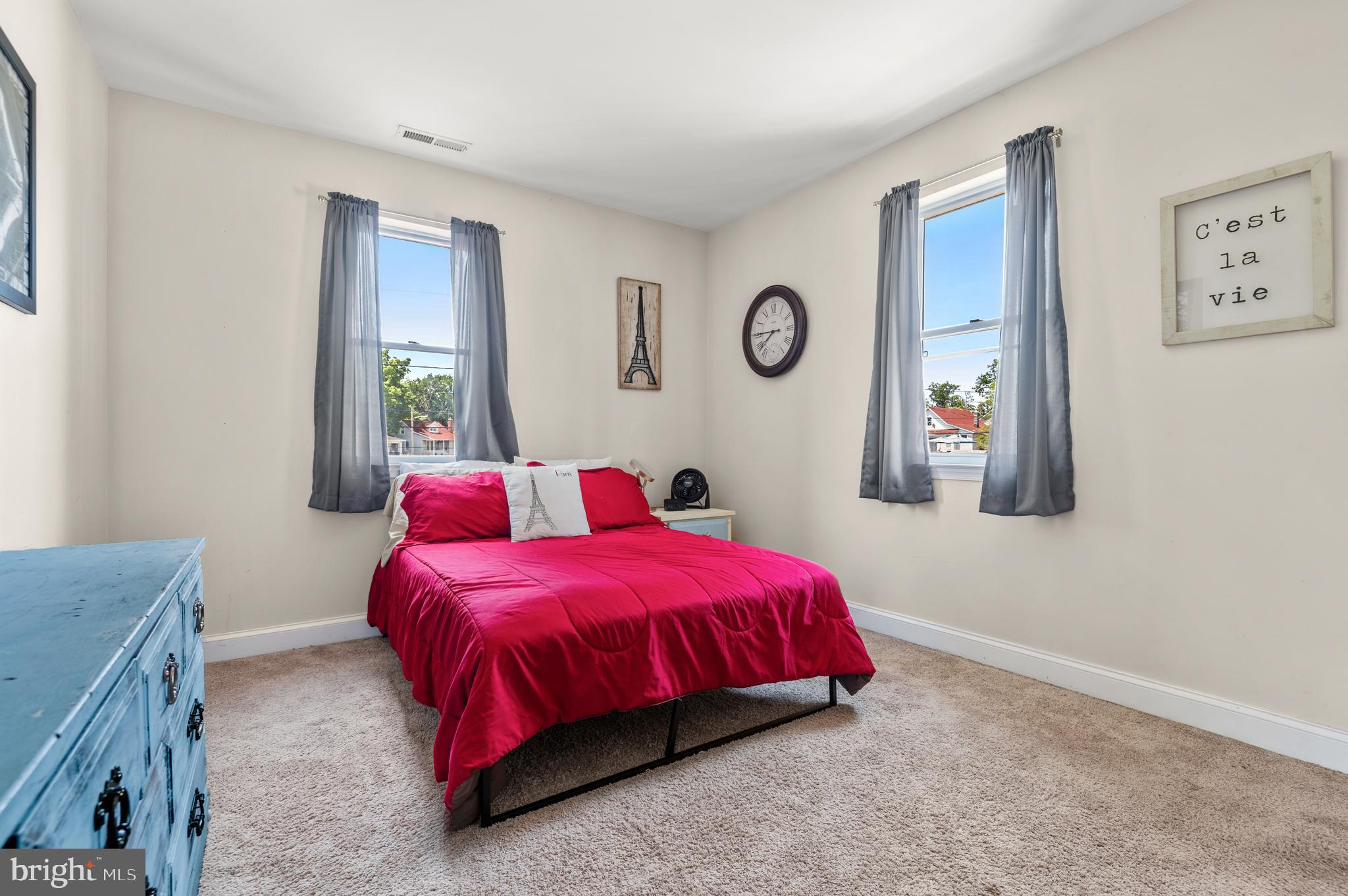 HOWARD PARK - Residential