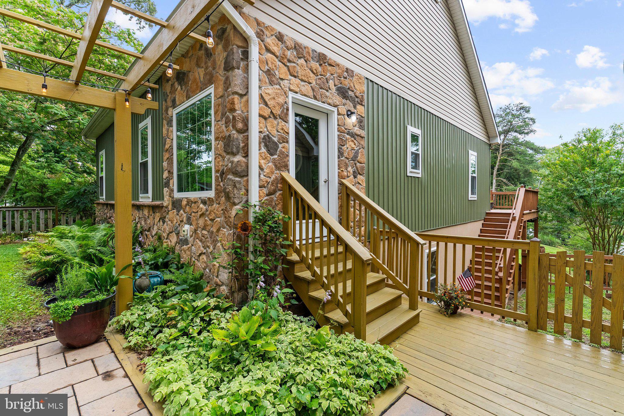 BROOKFIELD ON THE MAGOTHY - Residential