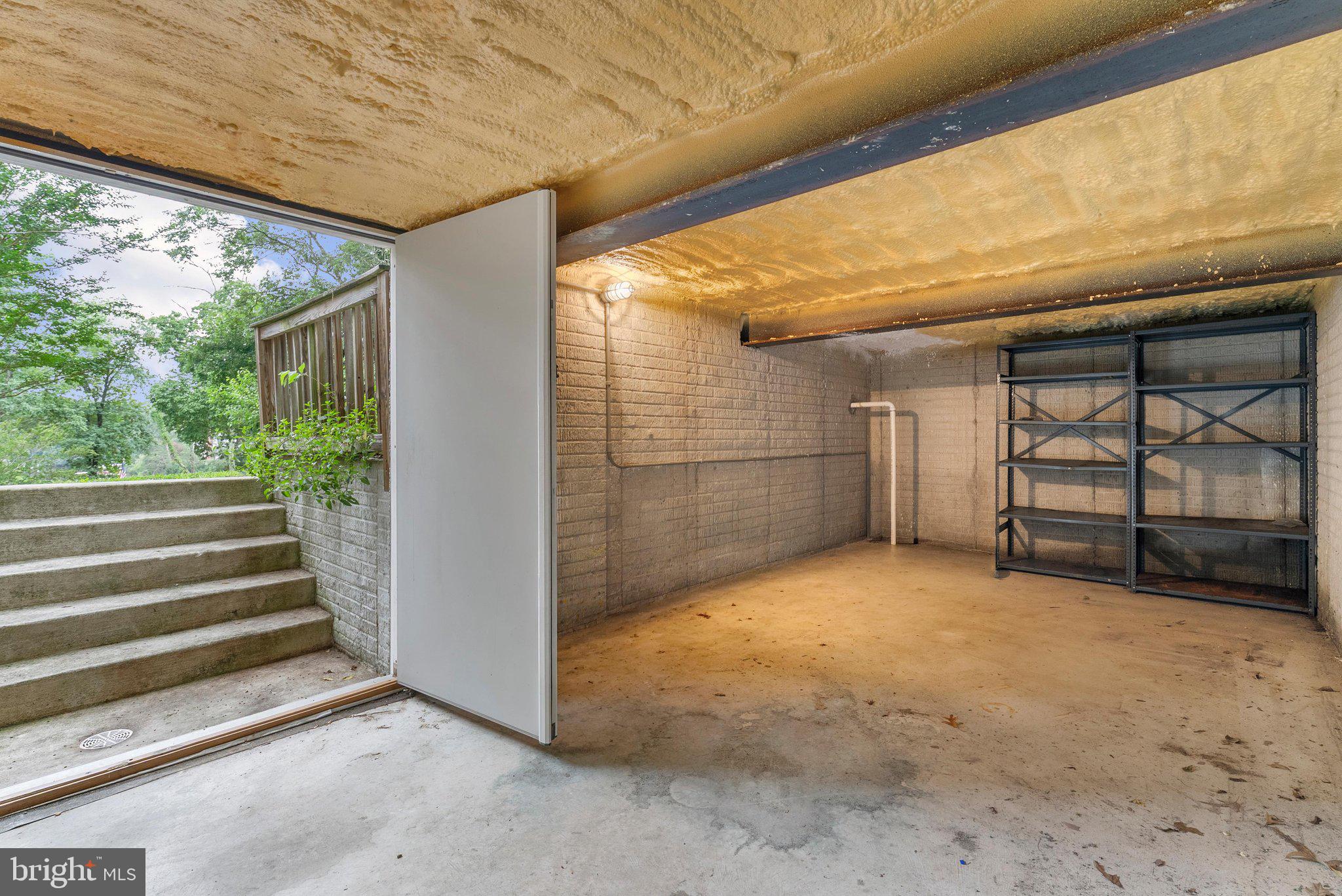 BROOKFIELD ON THE MAGOTHY - Residential