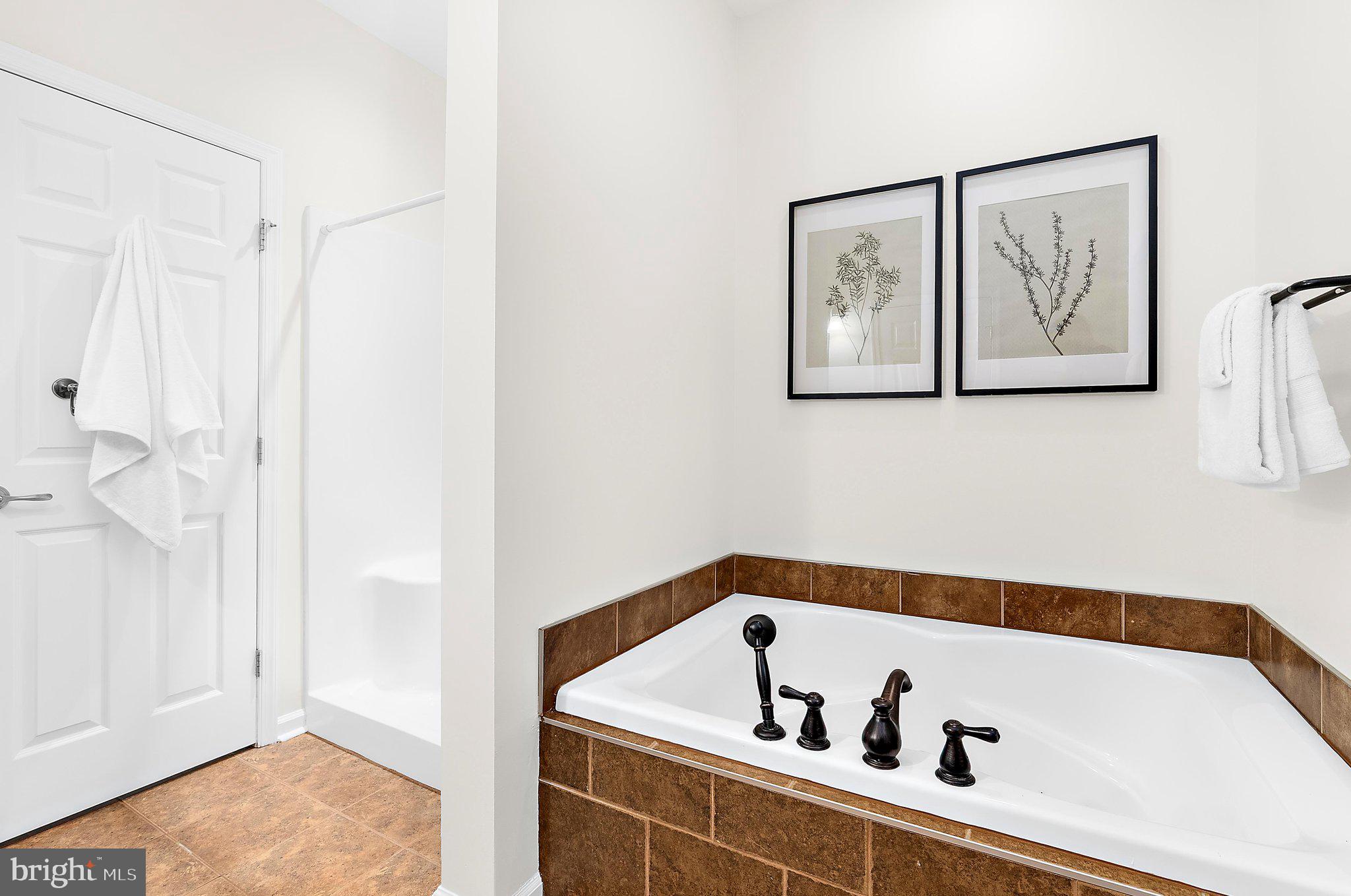 BROOKFIELD ON THE MAGOTHY - Residential