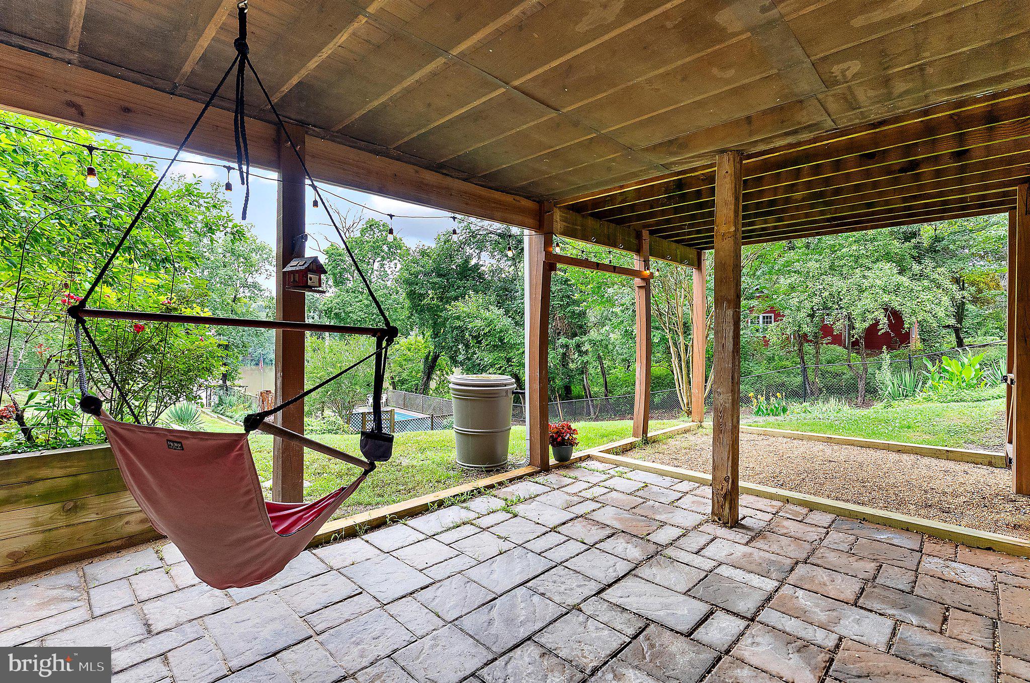 BROOKFIELD ON THE MAGOTHY - Residential