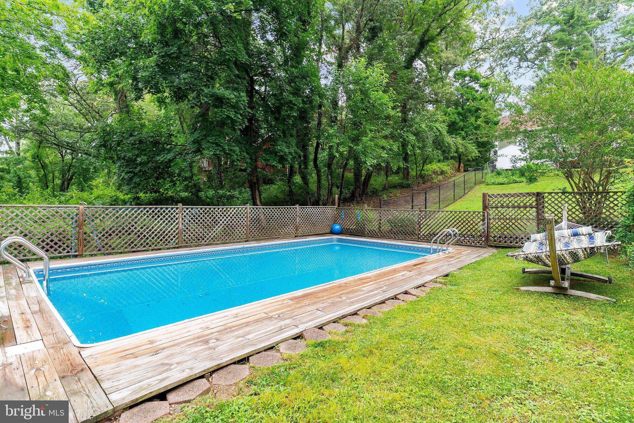 BROOKFIELD ON THE MAGOTHY - Residential