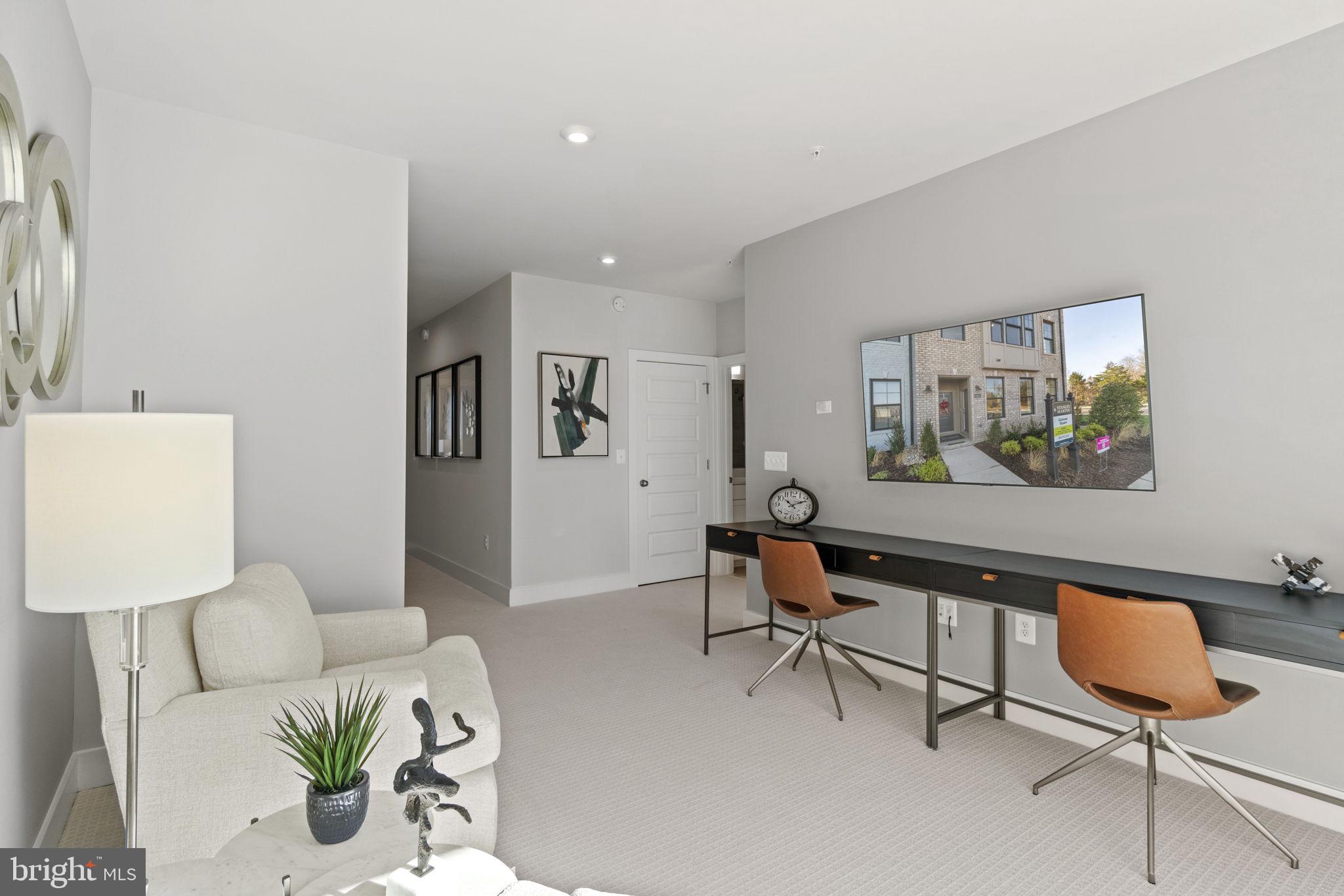 ASHBURN STATION - Residential