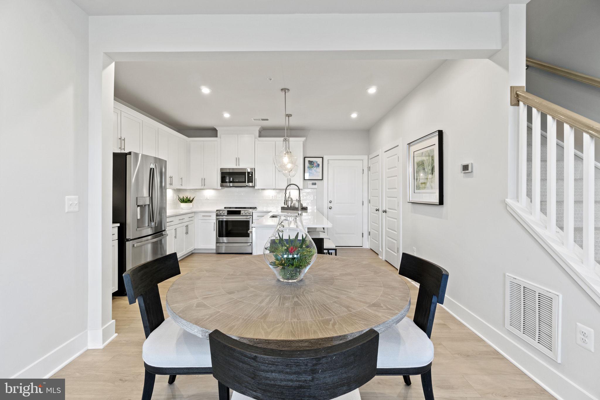 ASHBURN STATION - Residential