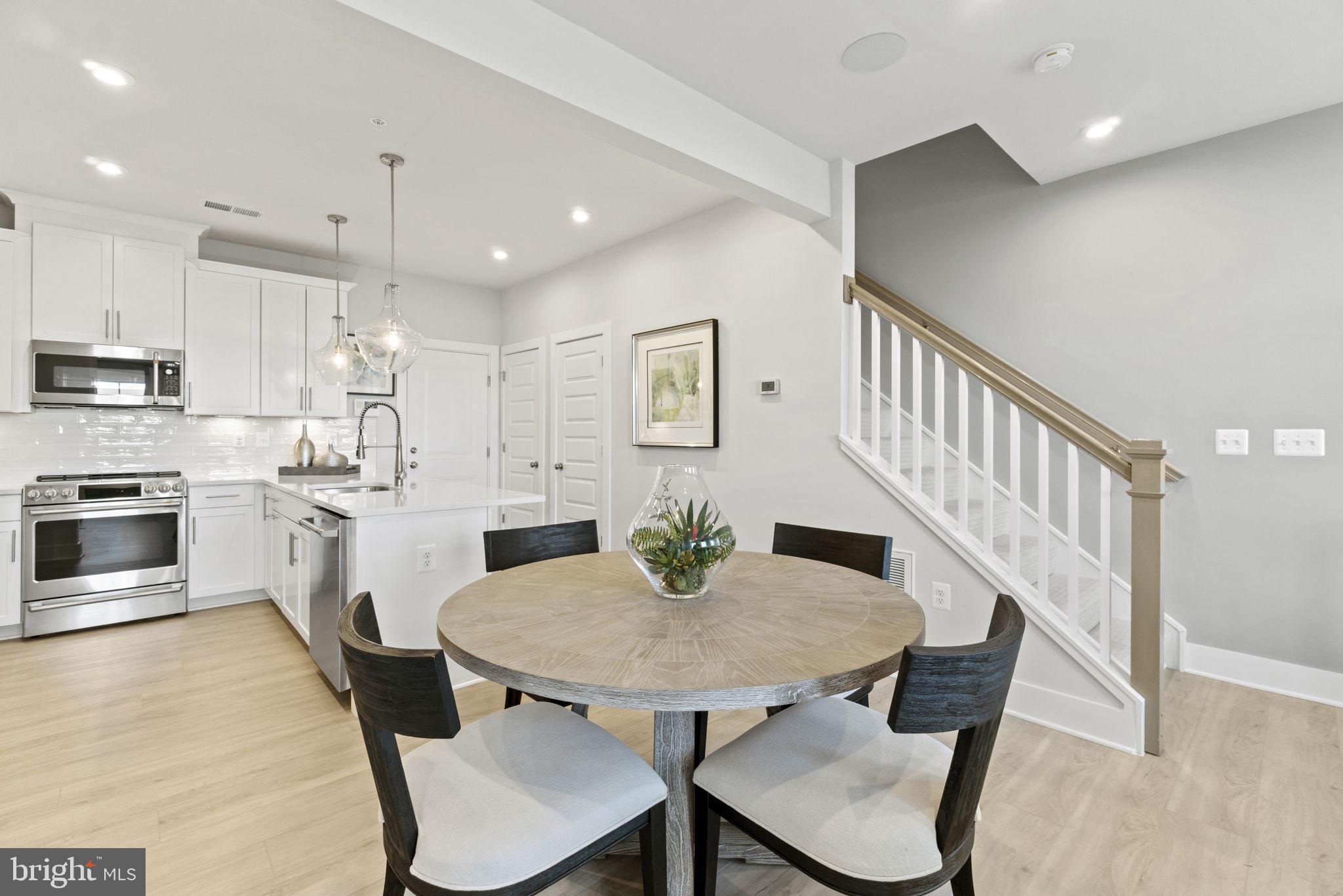 ASHBURN STATION - Residential