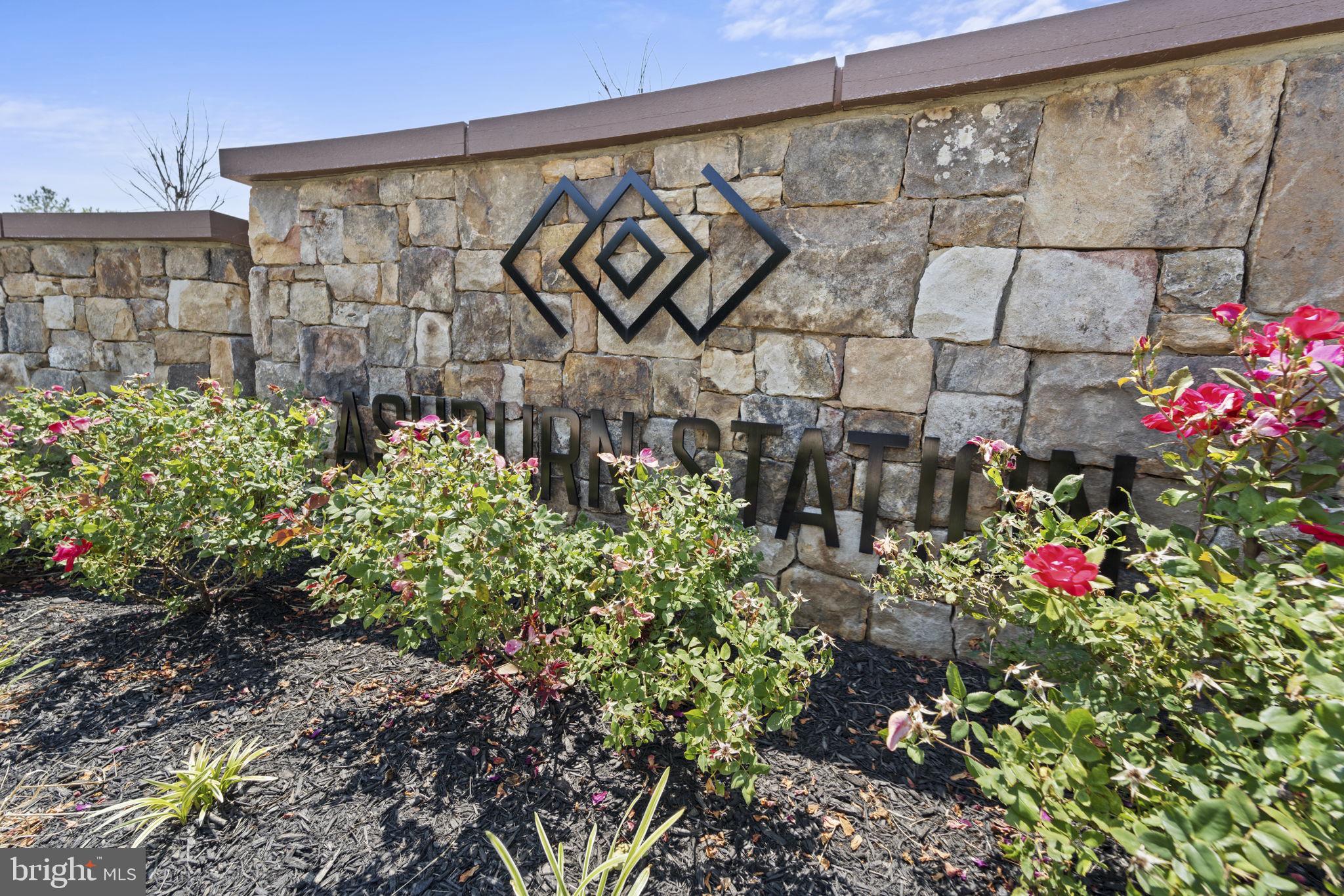 ASHBURN STATION - Residential