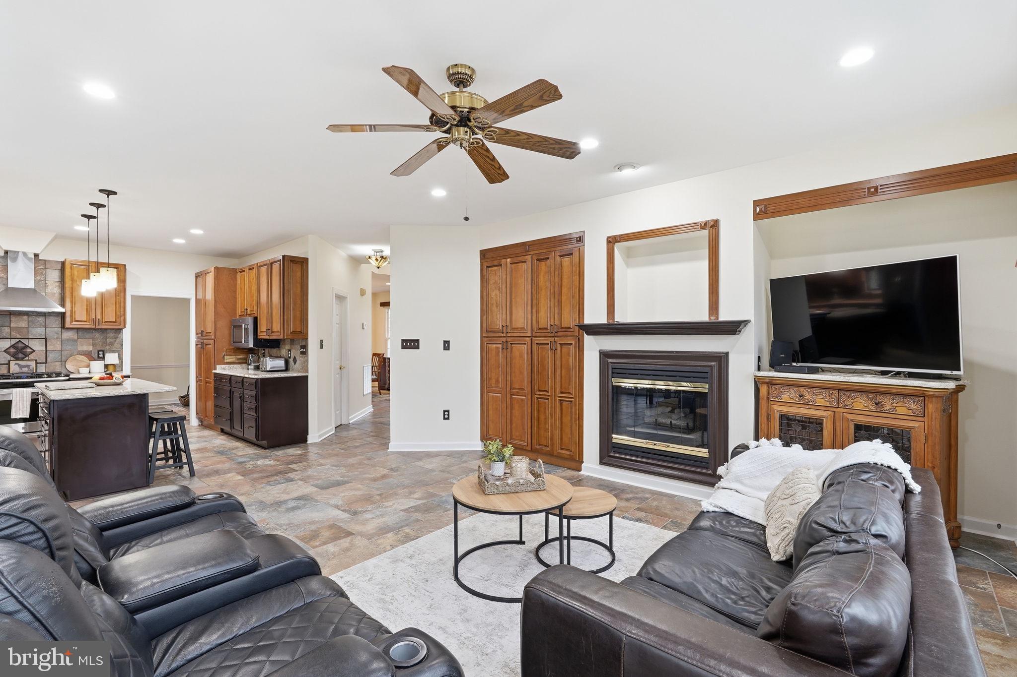 OLD MILL - Residential