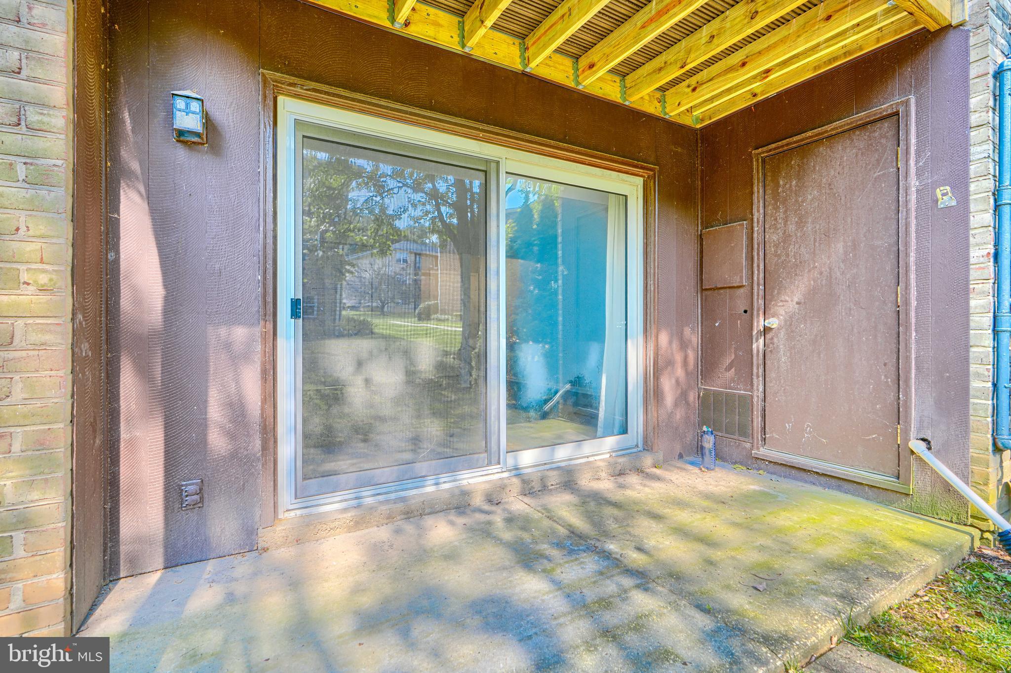 HICKORY HILLS CONDOMINIUMS - Residential