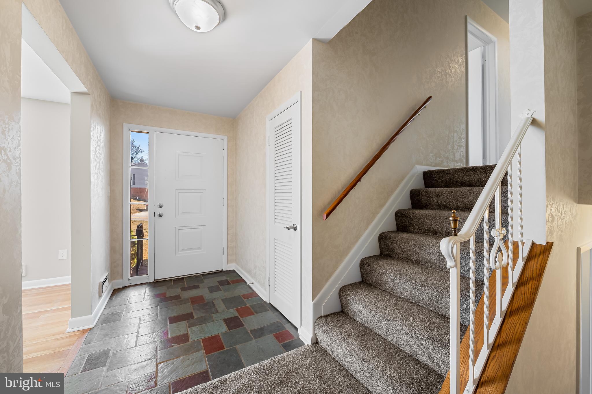 MINE BANK - Residential Lease