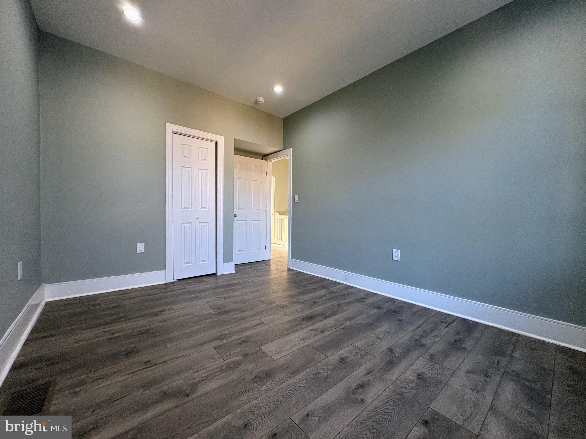 WAVERLY - Residential
