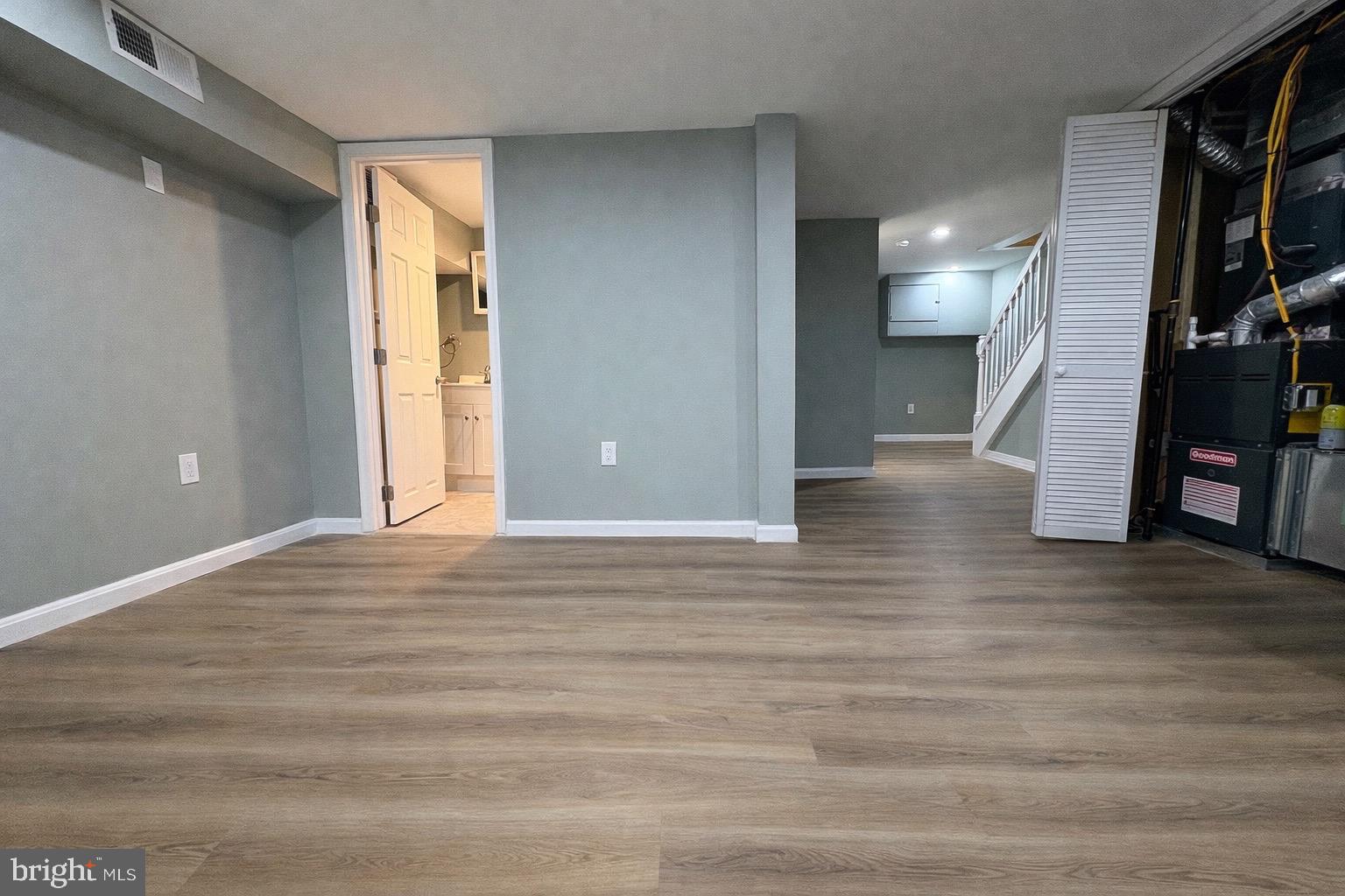 WAVERLY - Residential