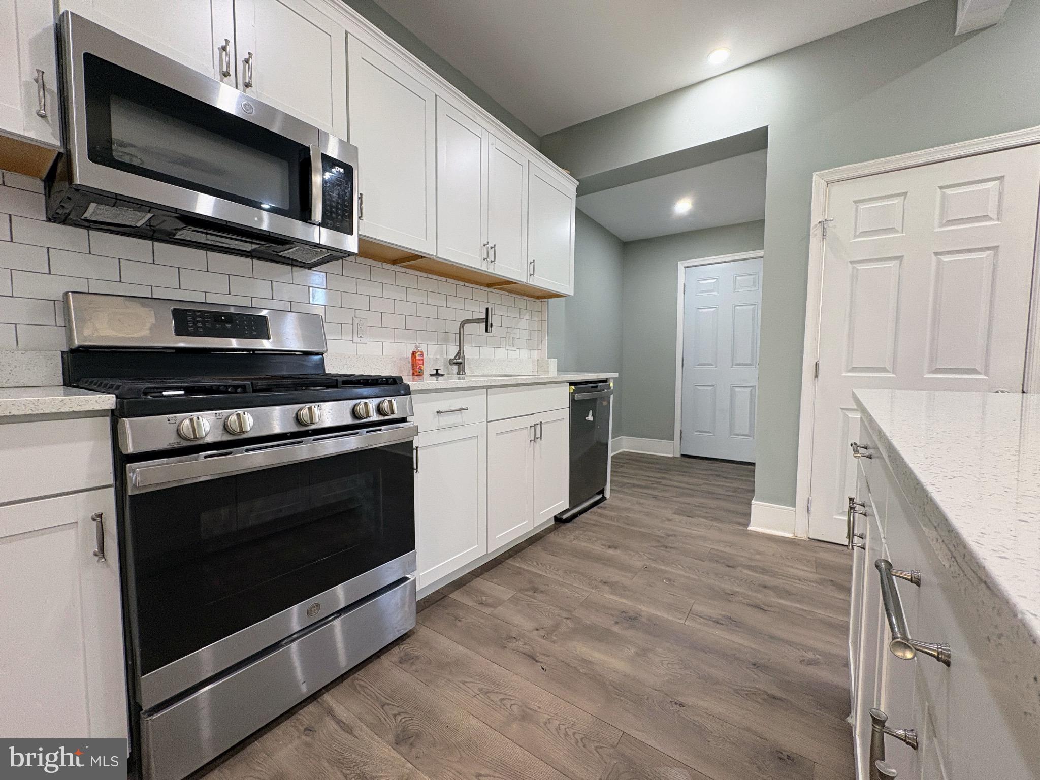 WAVERLY - Residential