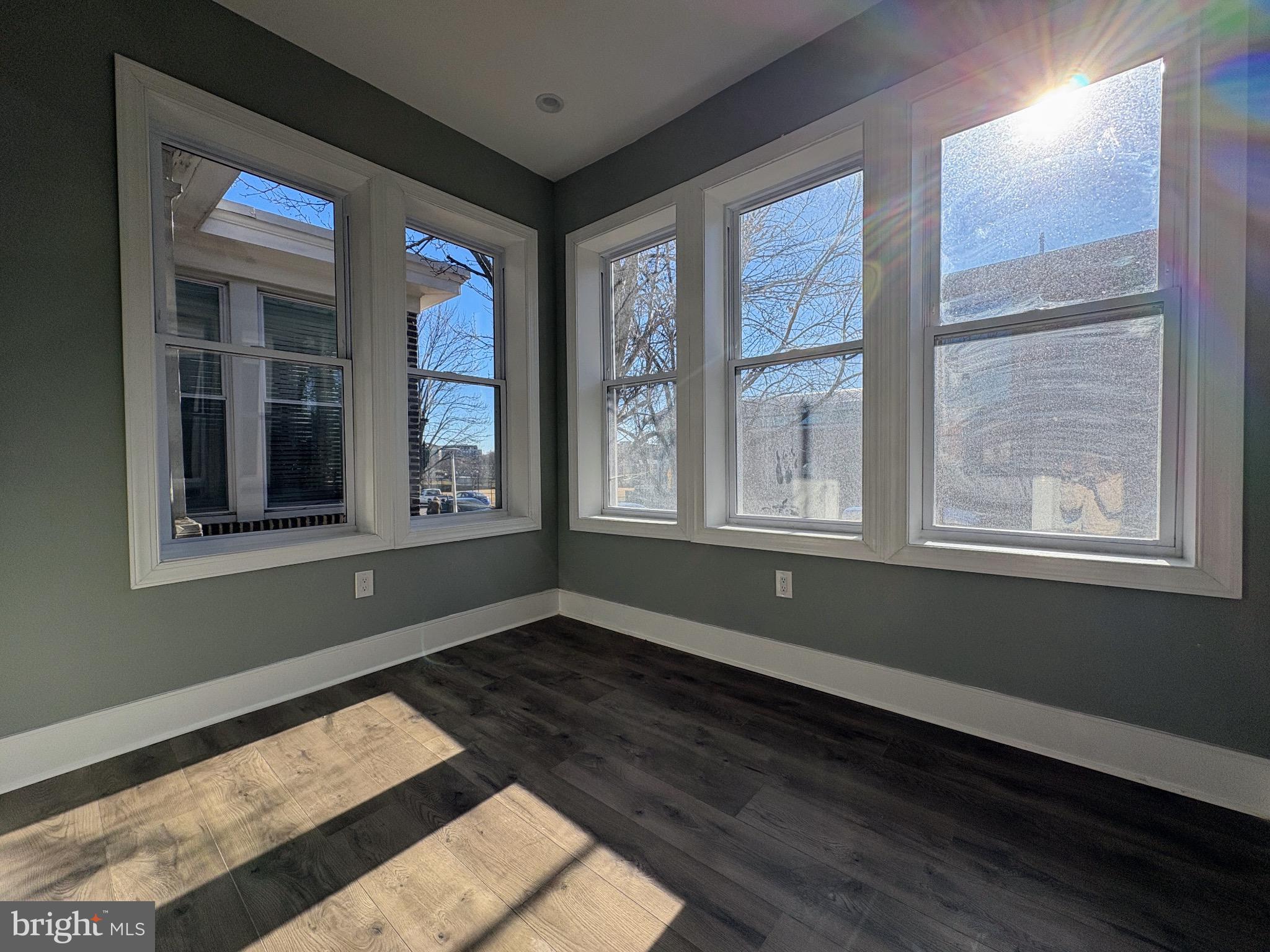 WAVERLY - Residential